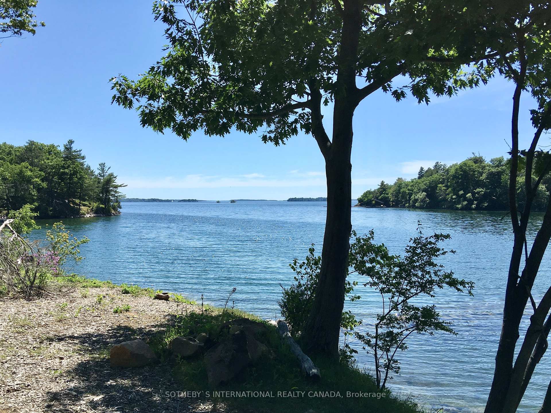 345 Thousand Islands Parkway