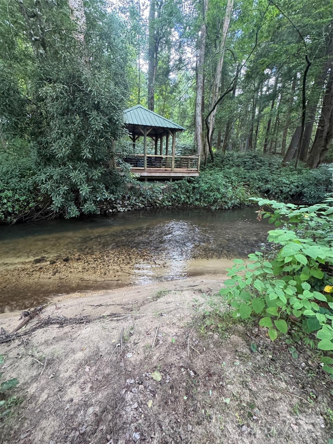 380 Cedar Lane