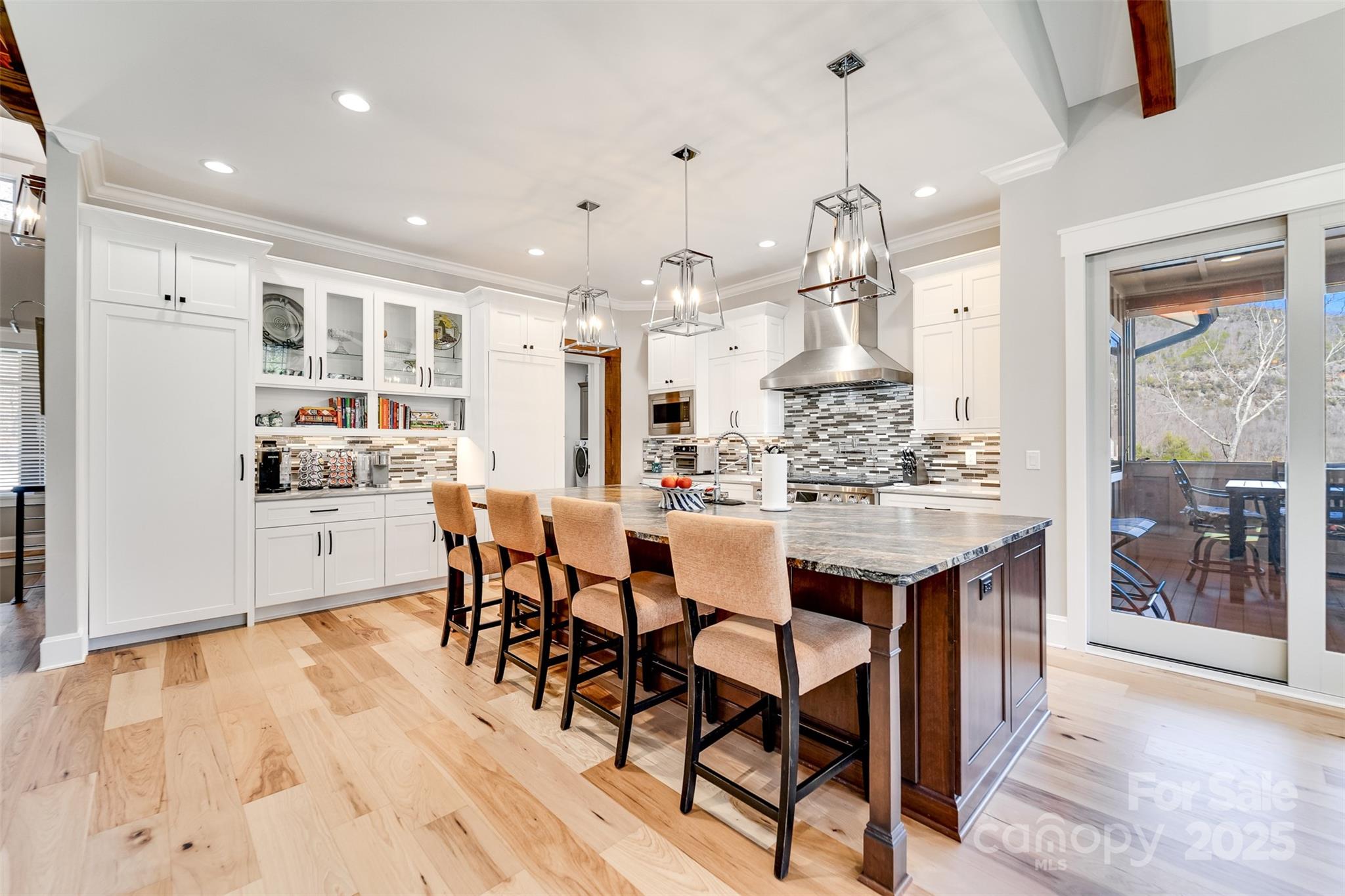 1132 Southshore Drive