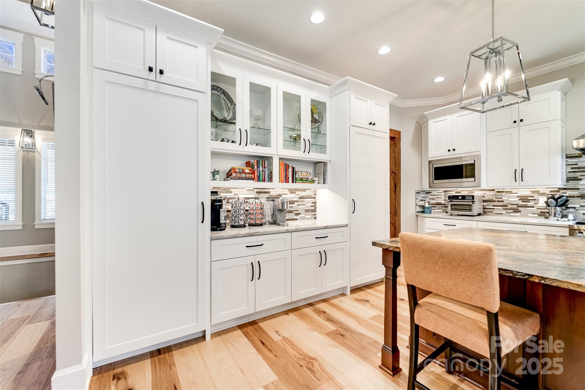 1132 Southshore Drive