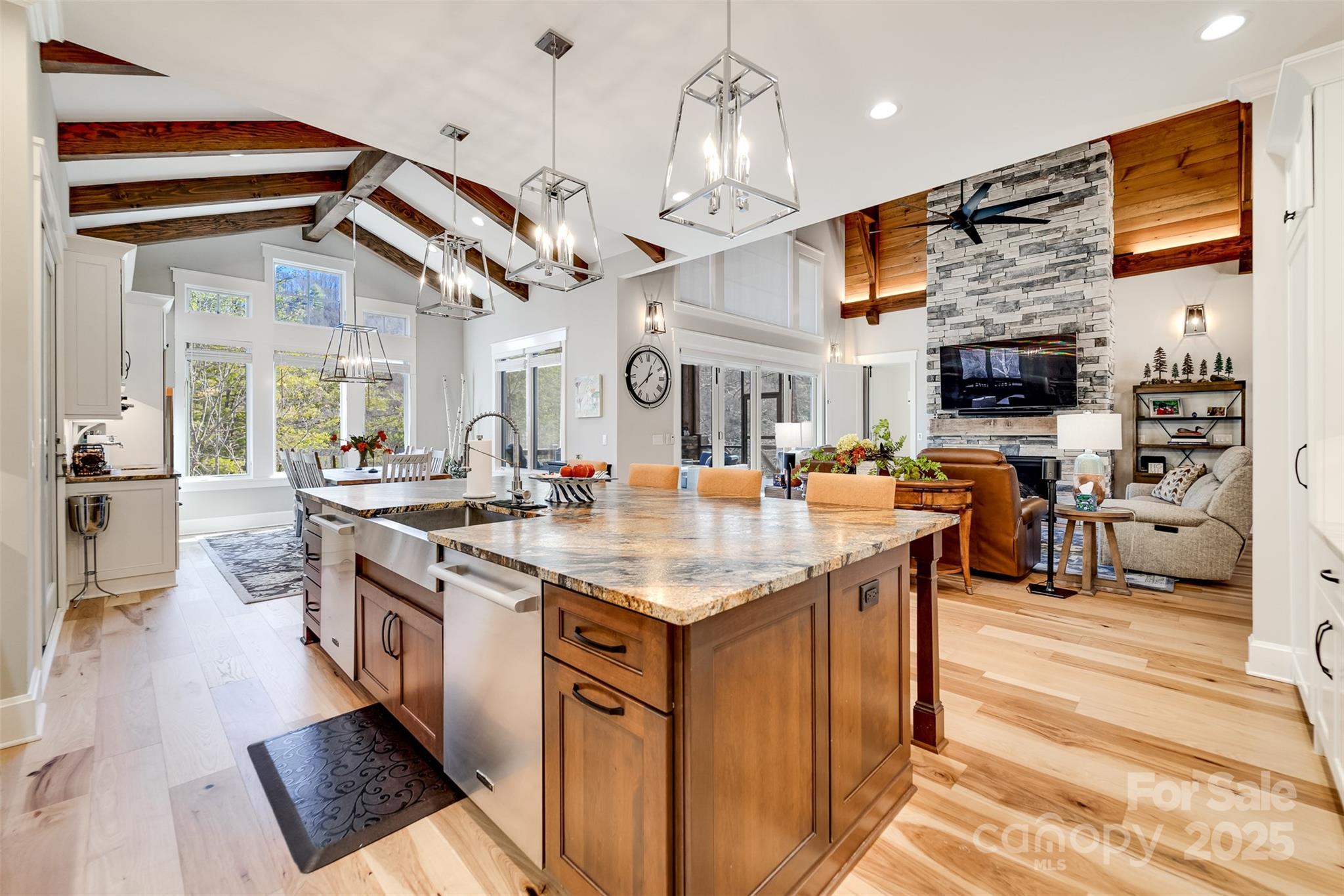 1132 Southshore Drive