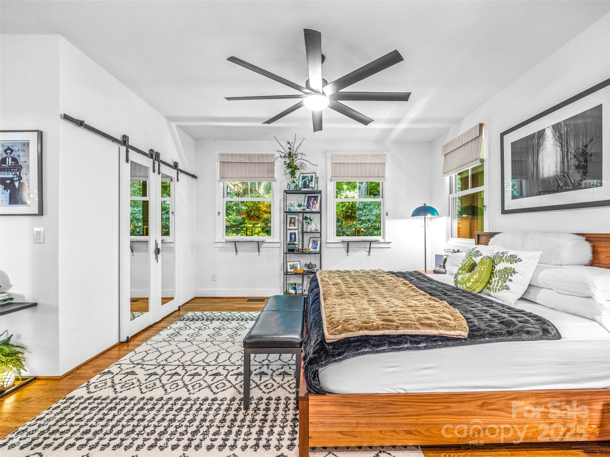 286 Hedgewood Drive