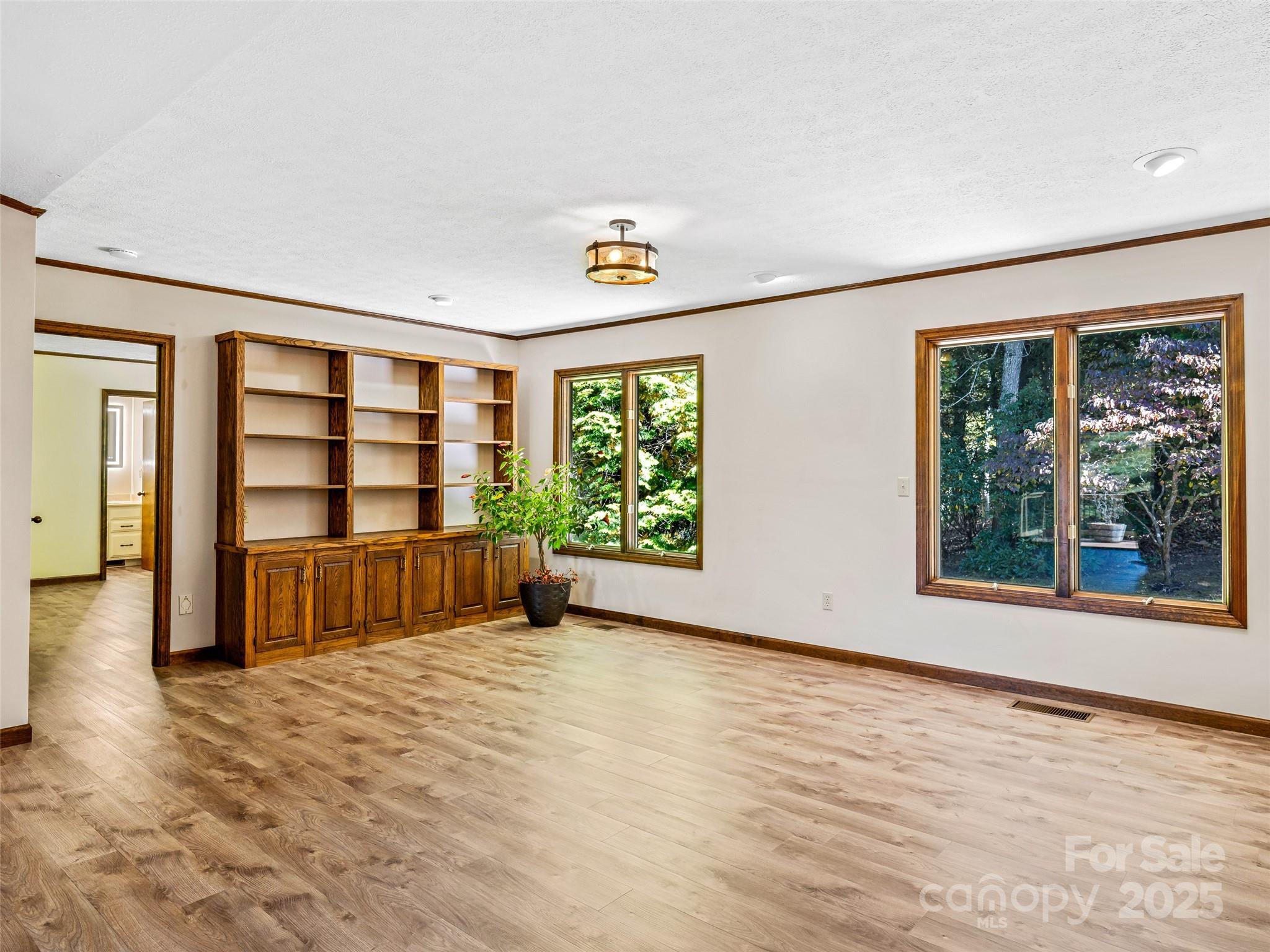 50 Timberlane Circle