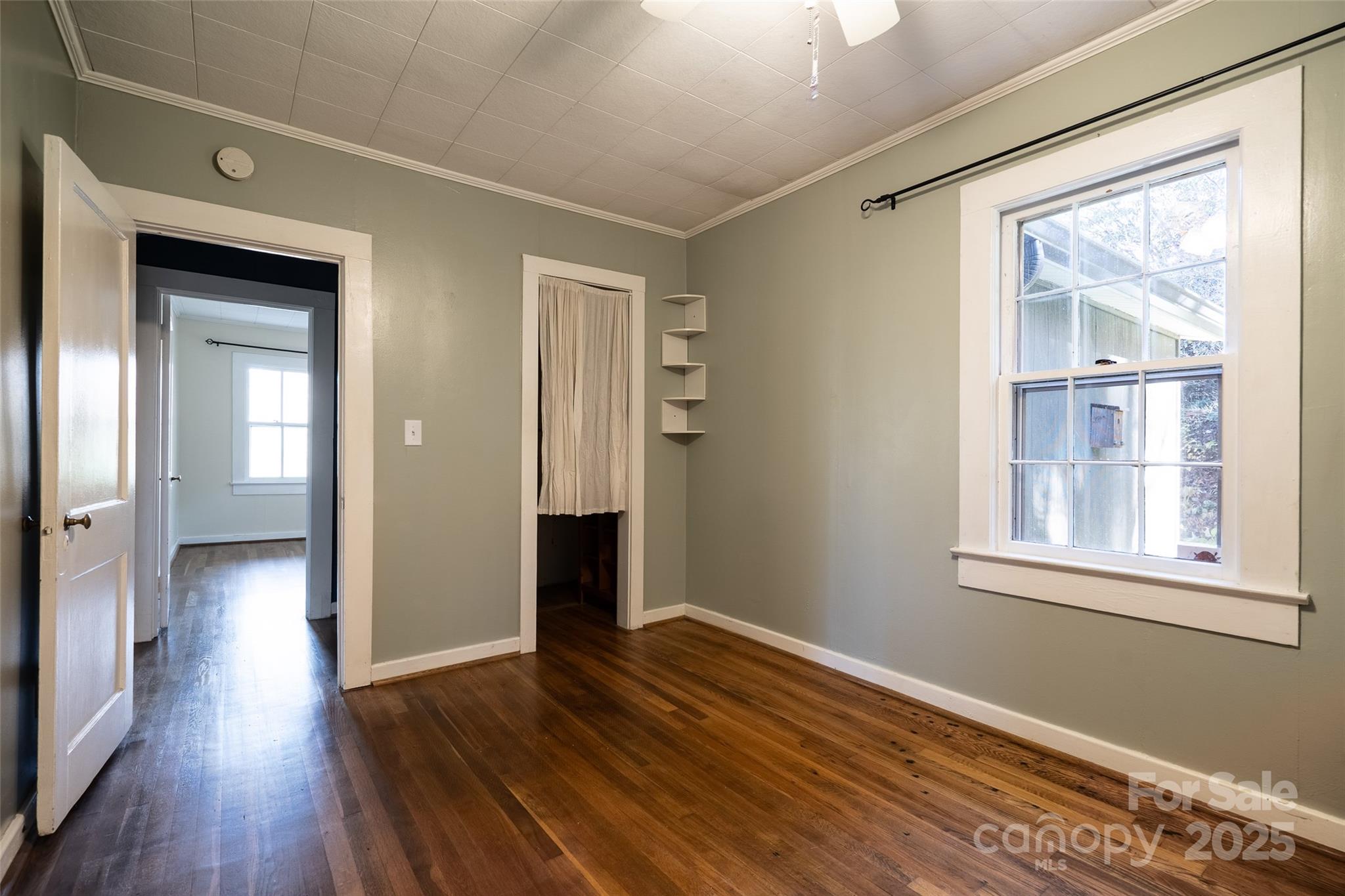 350 Island Cove Road