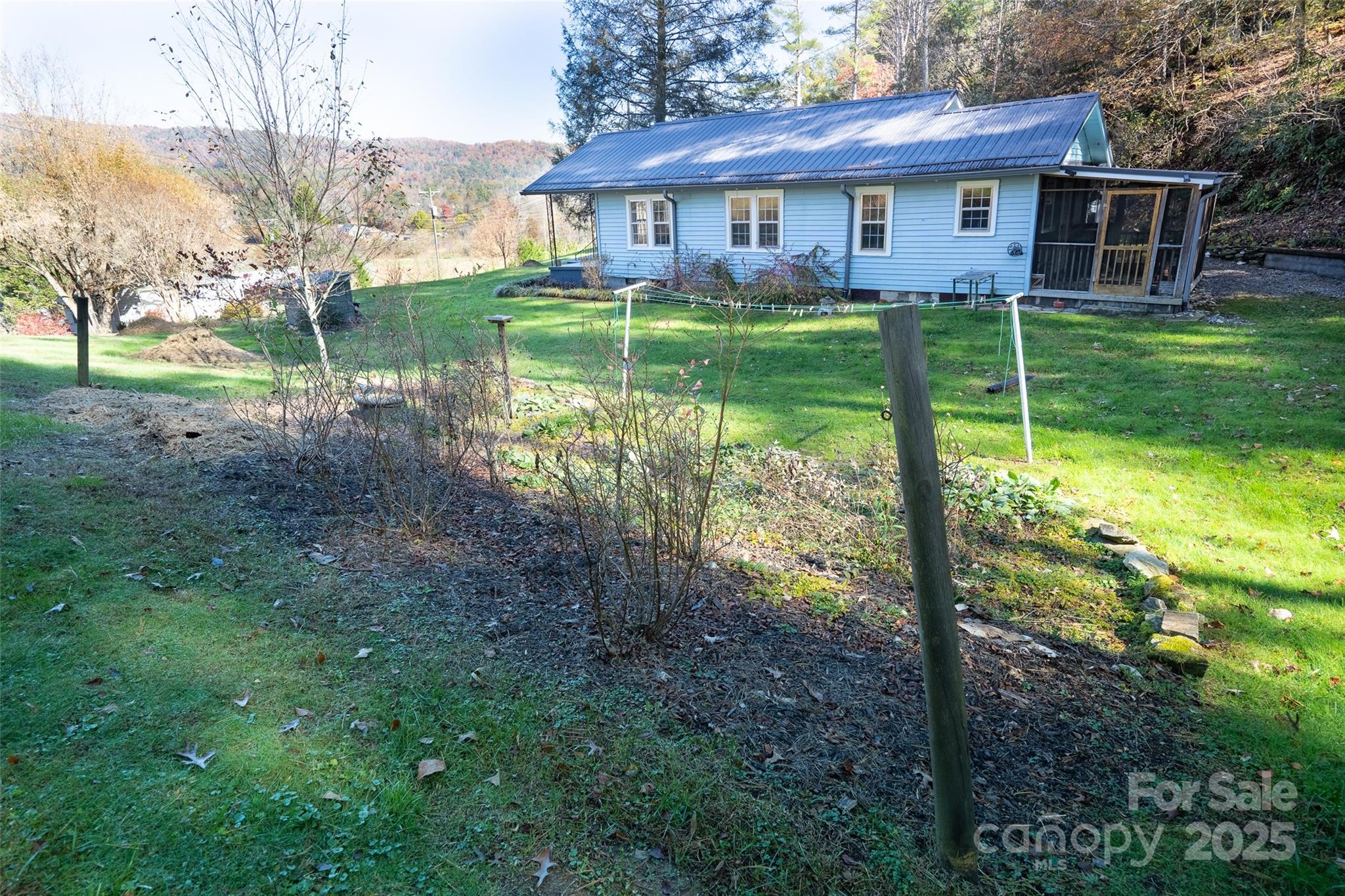 350 Island Cove Road