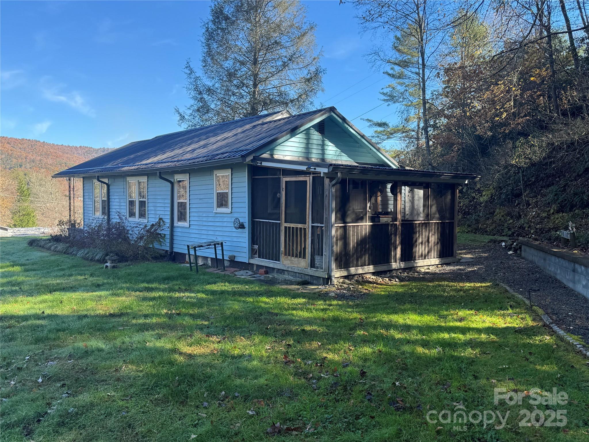 350 Island Cove Road