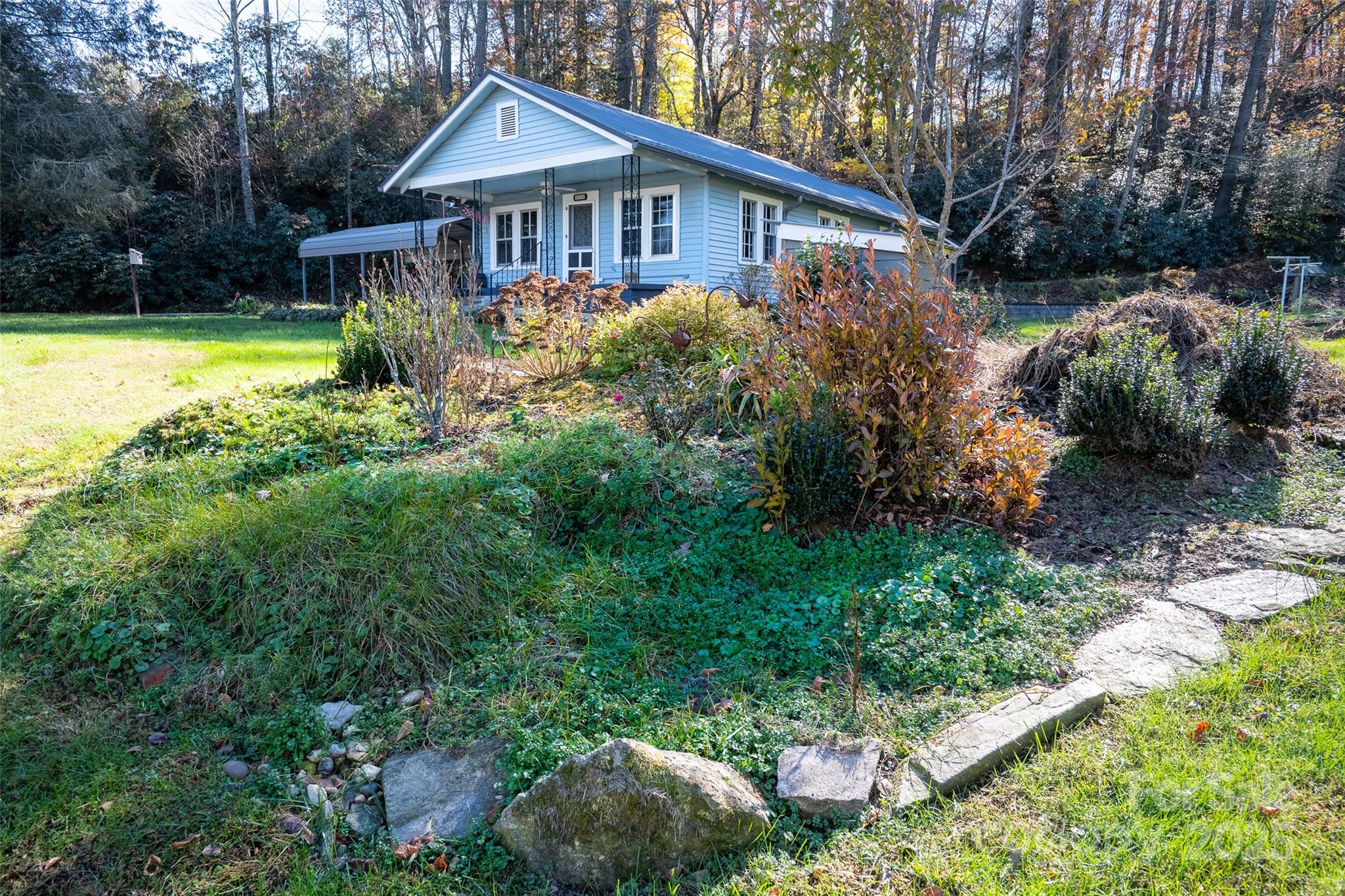 350 Island Cove Road