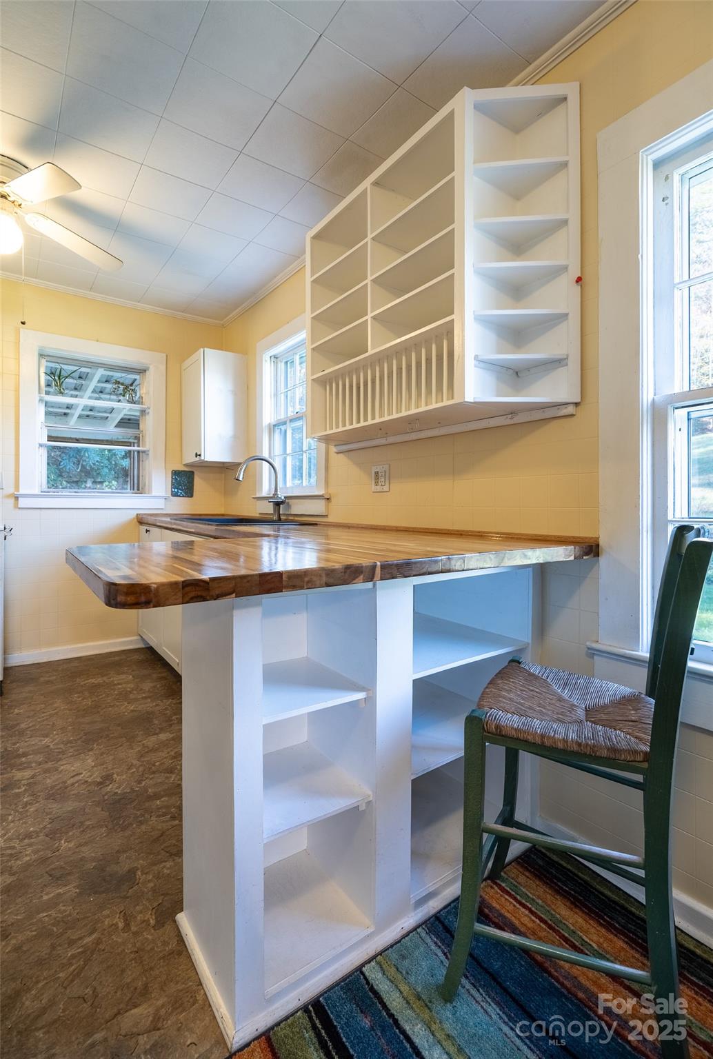 350 Island Cove Road