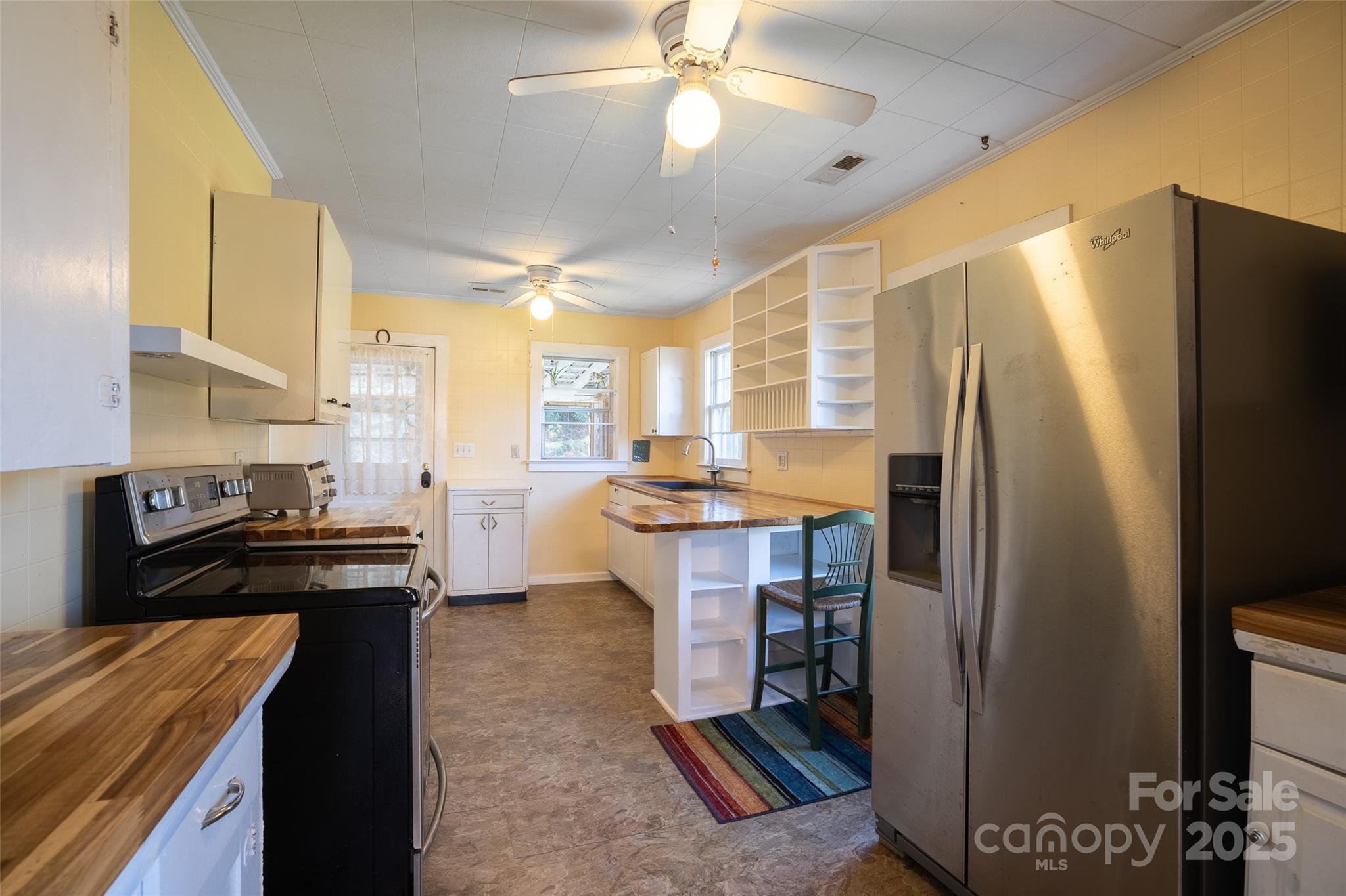 350 Island Cove Road