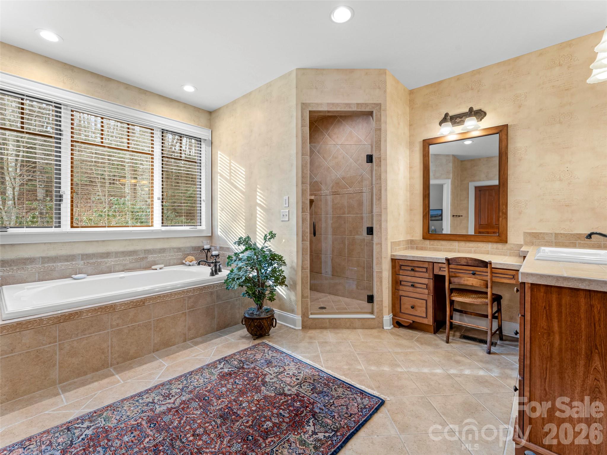 405 Kanasdatsi Drive