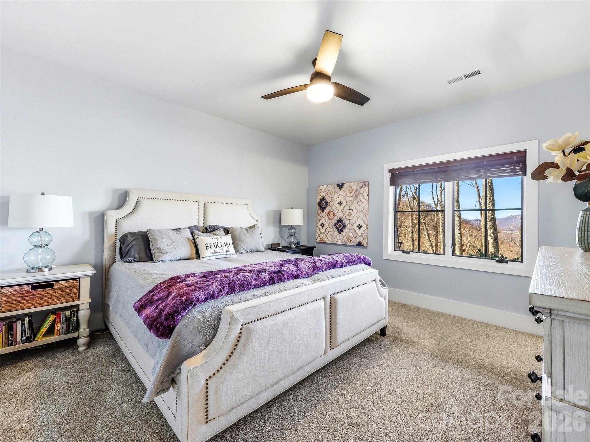 1839 Grandview Drive