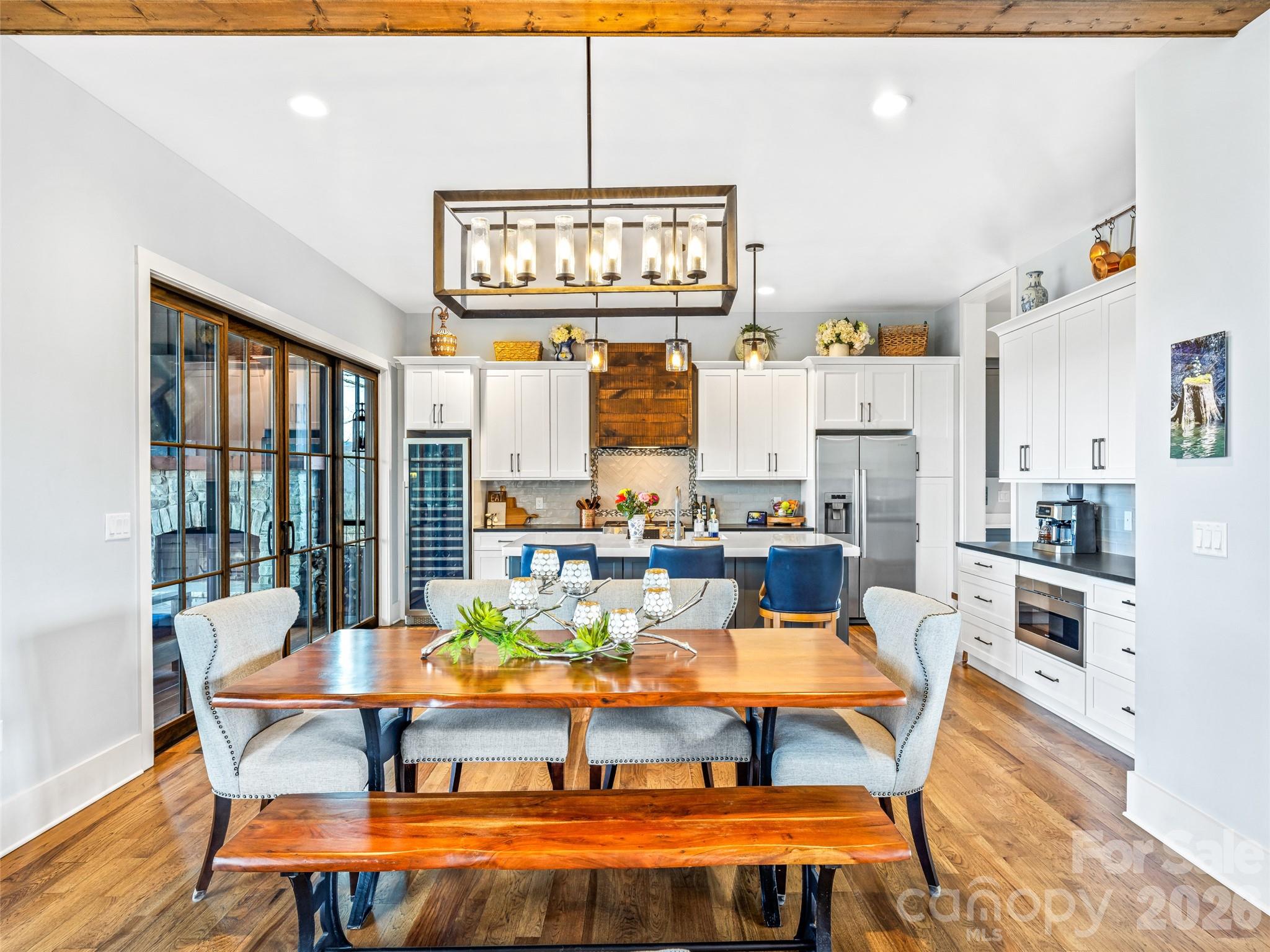 1839 Grandview Drive