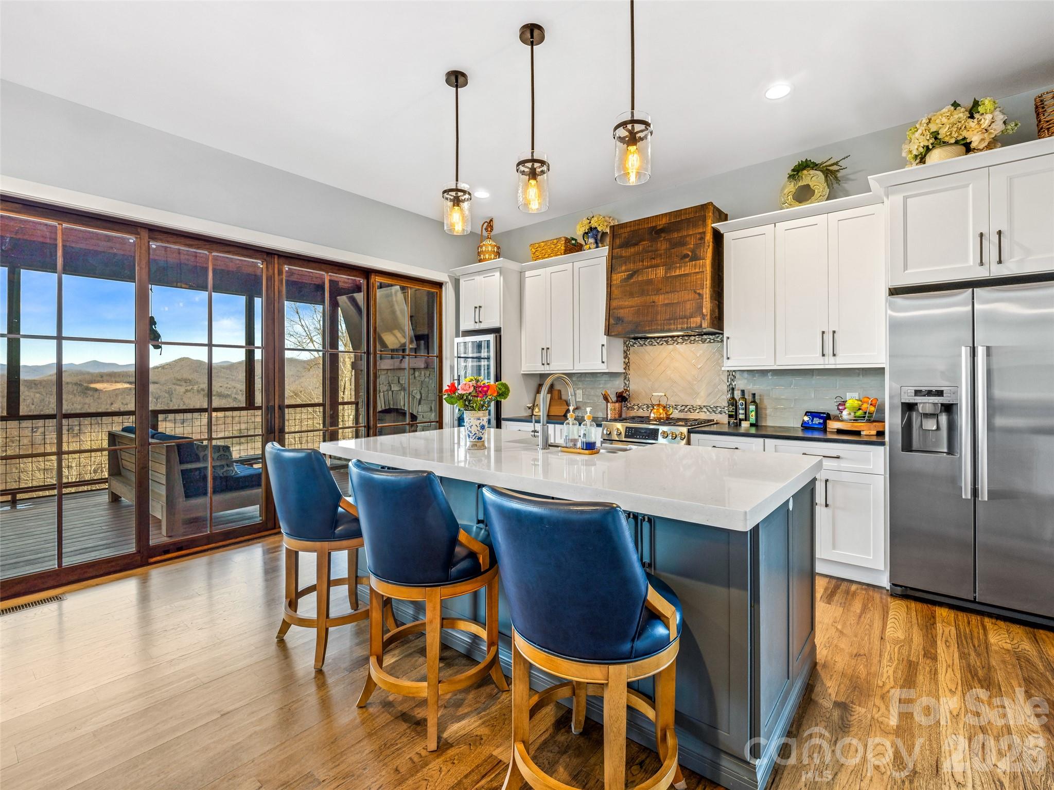 1839 Grandview Drive