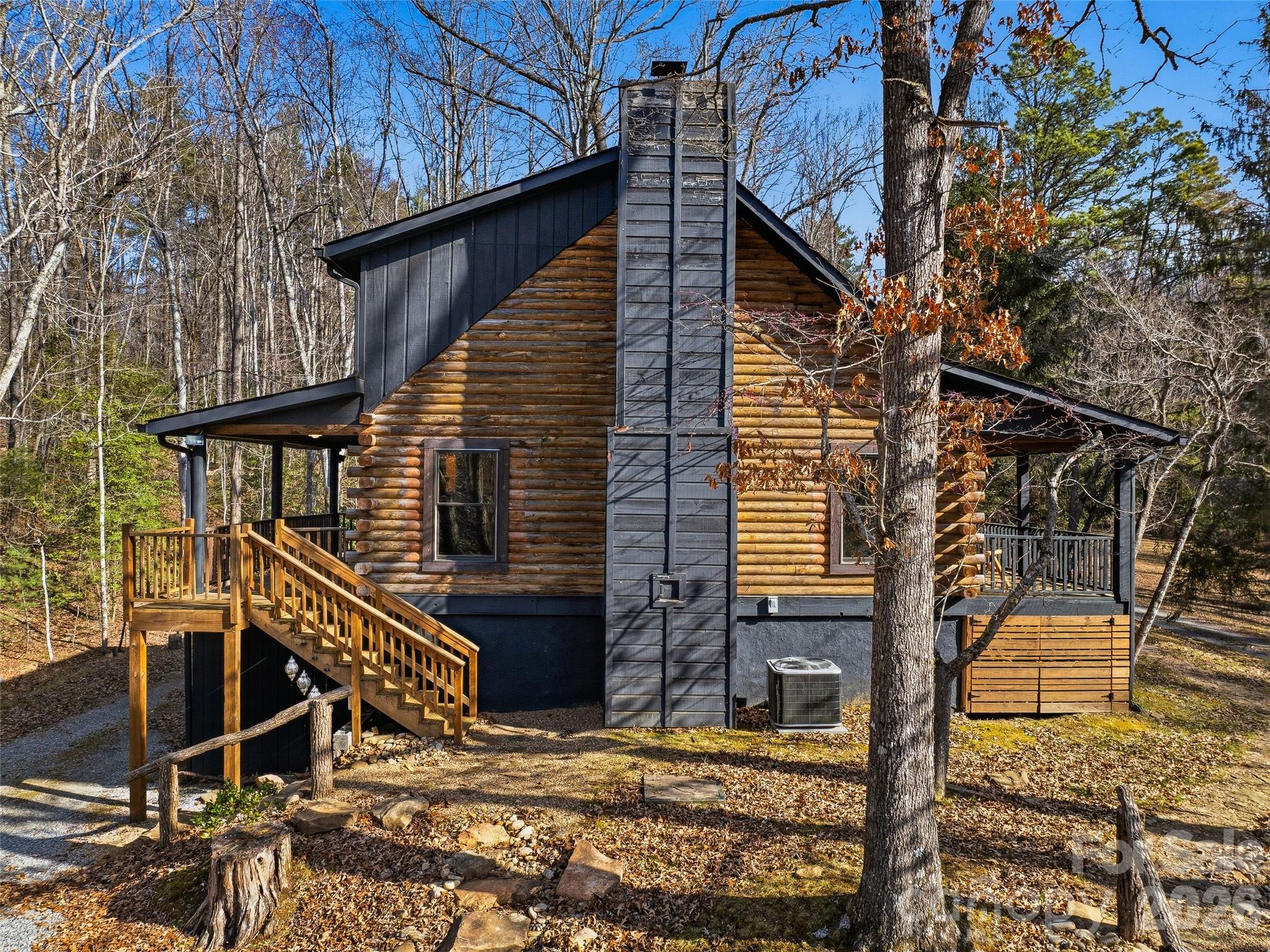 55 Valley Lane