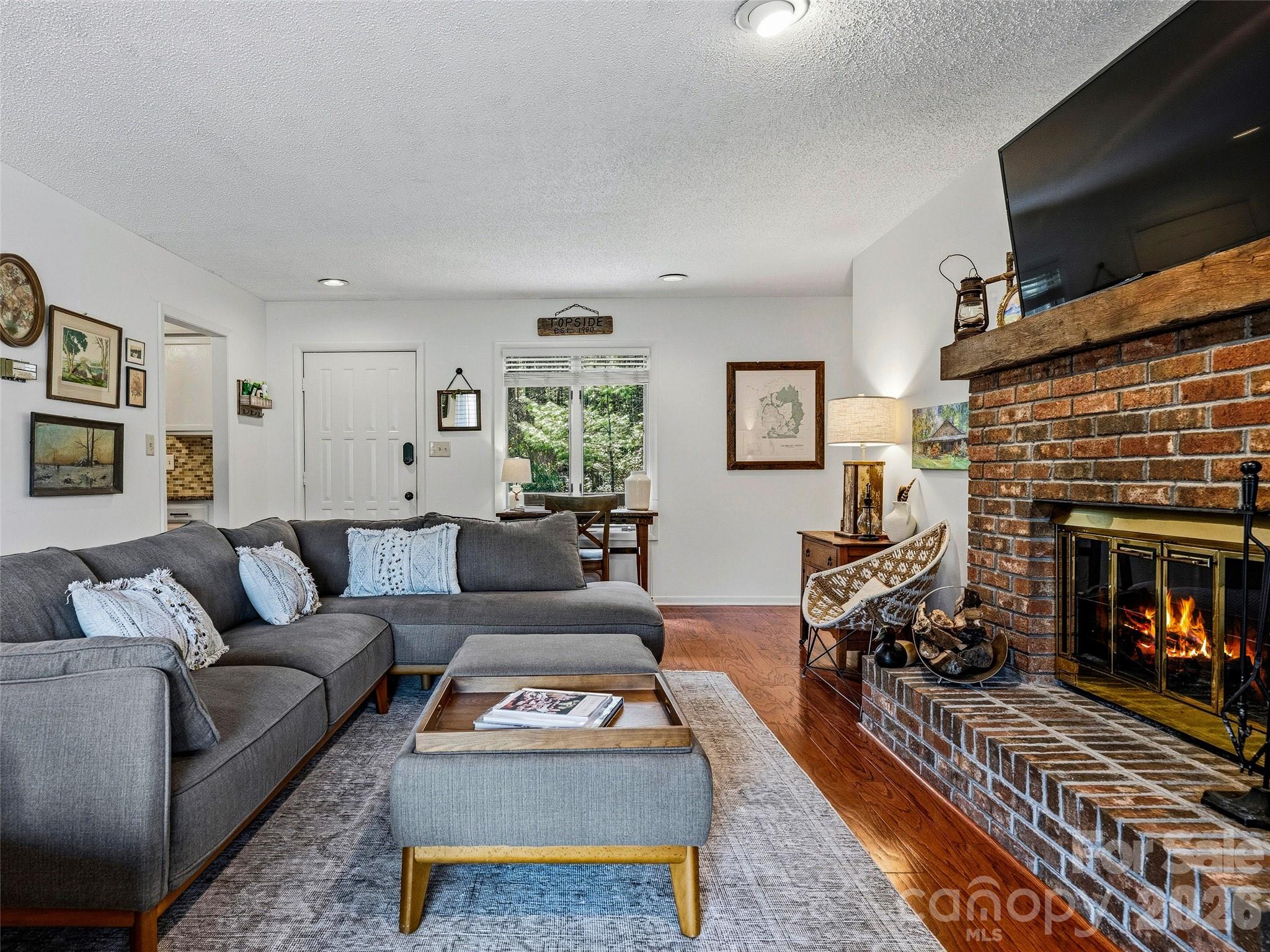 15 Gold Finch Court