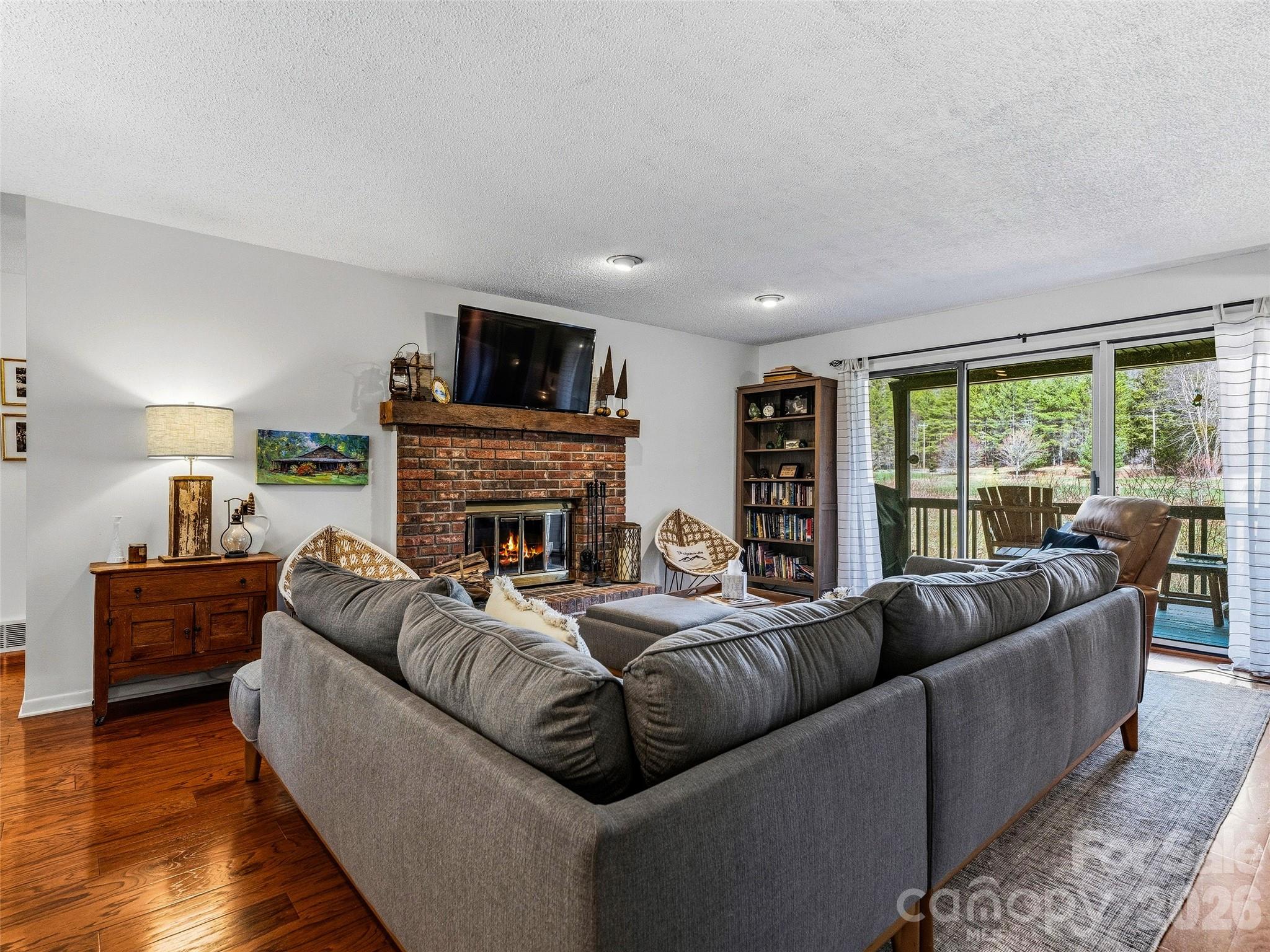15 Gold Finch Court