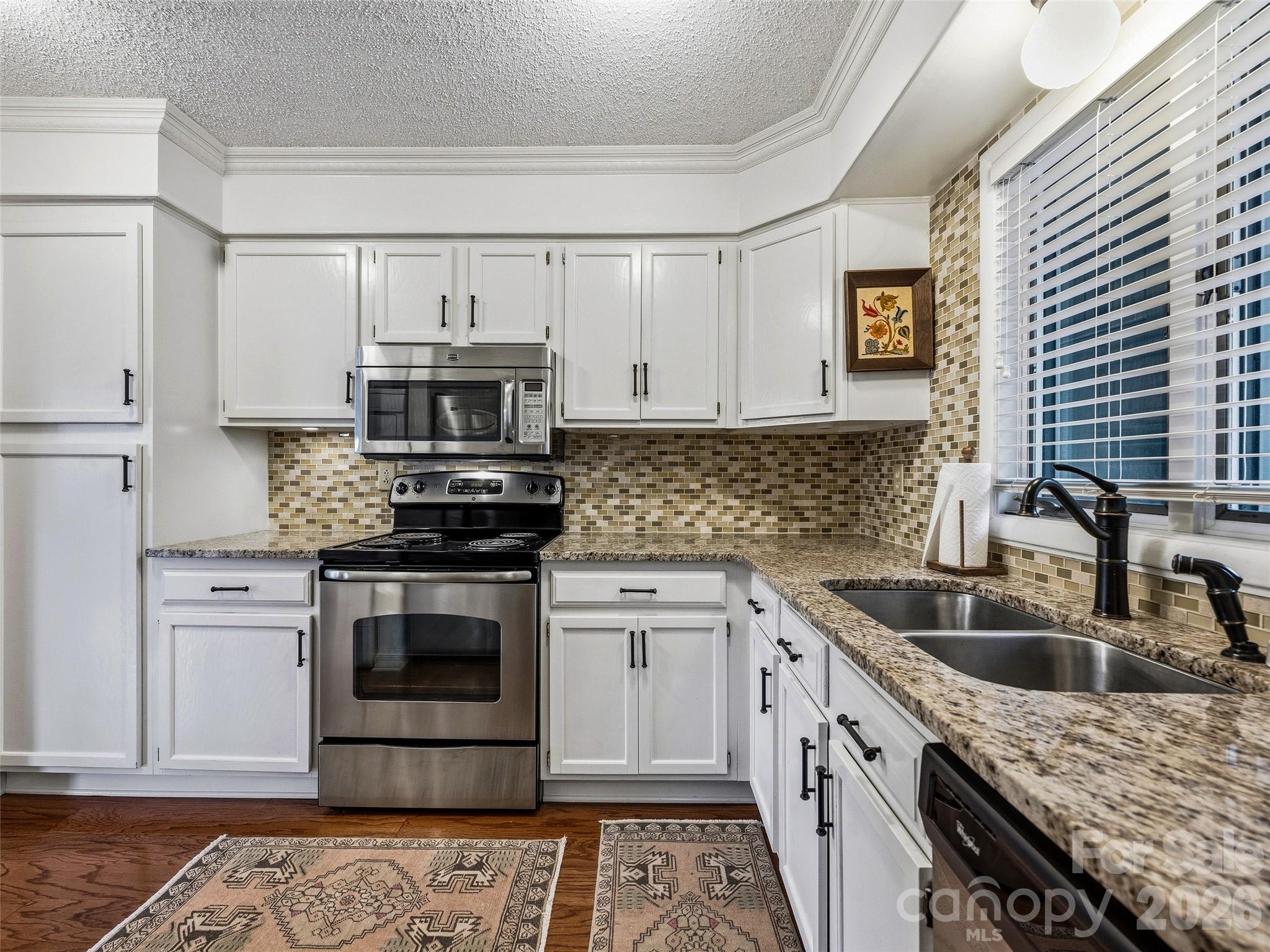 15 Gold Finch Court