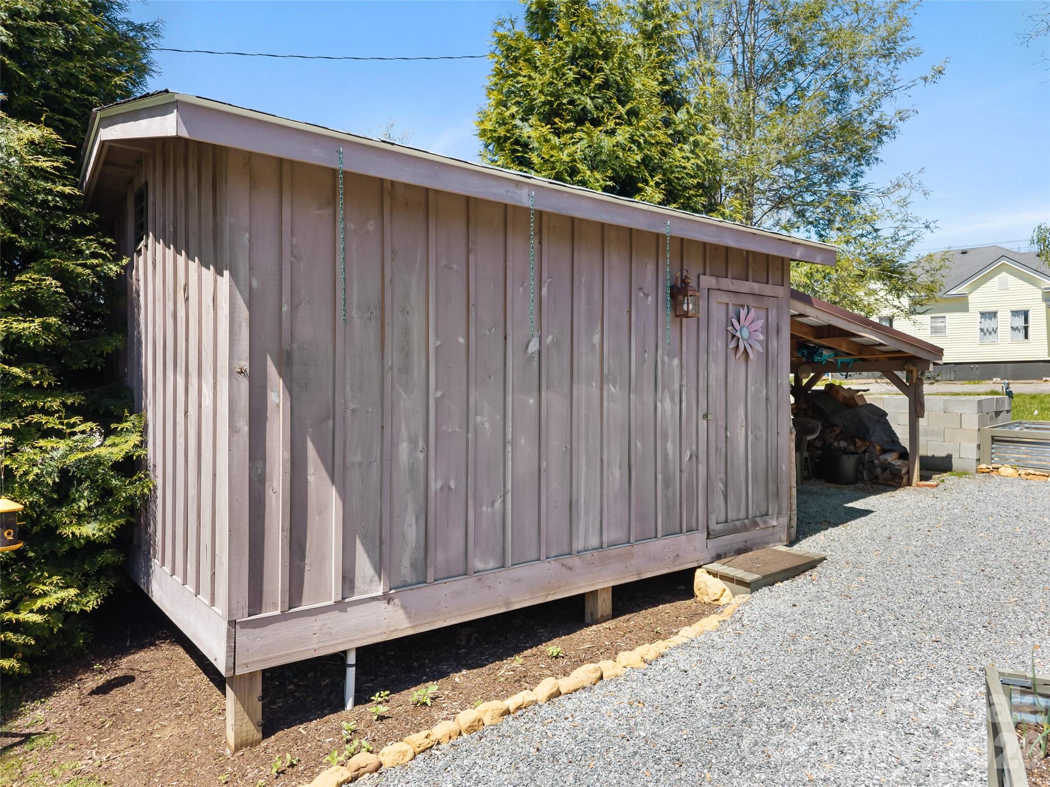 60 W Morgan Street