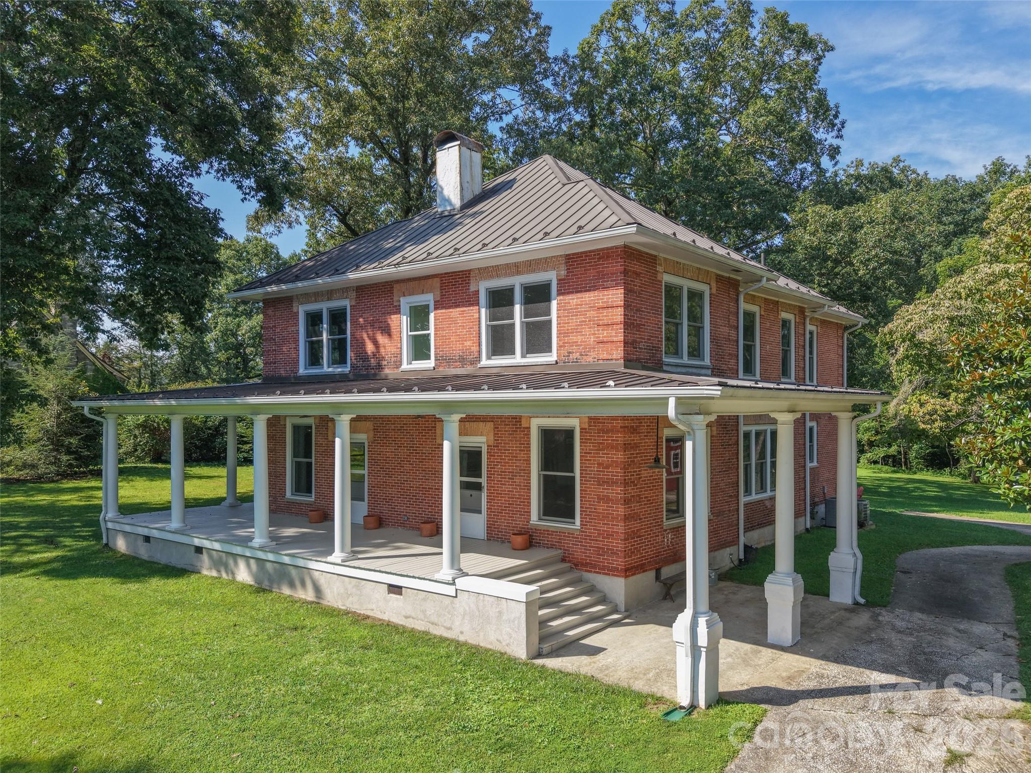 600 E Main Street