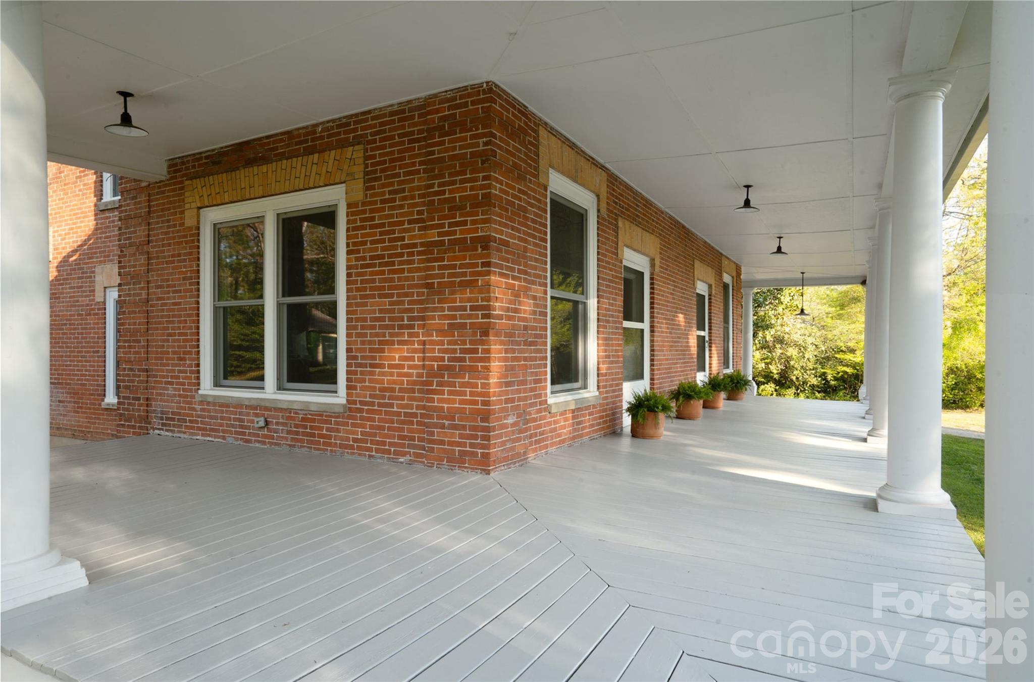 600 E Main Street