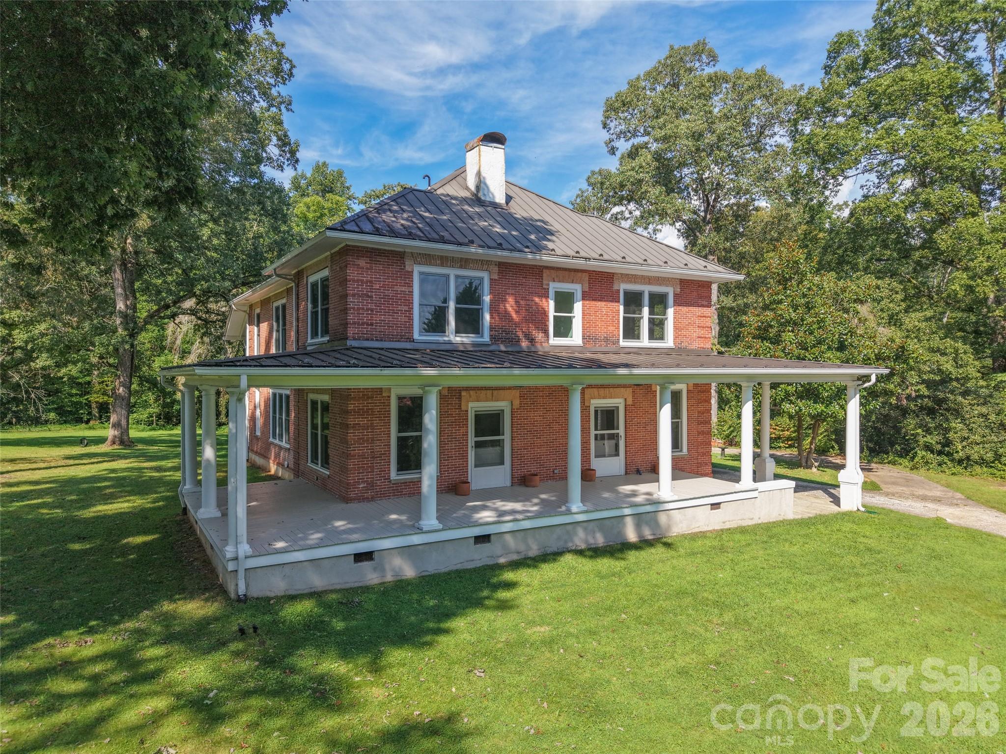 600 E Main Street