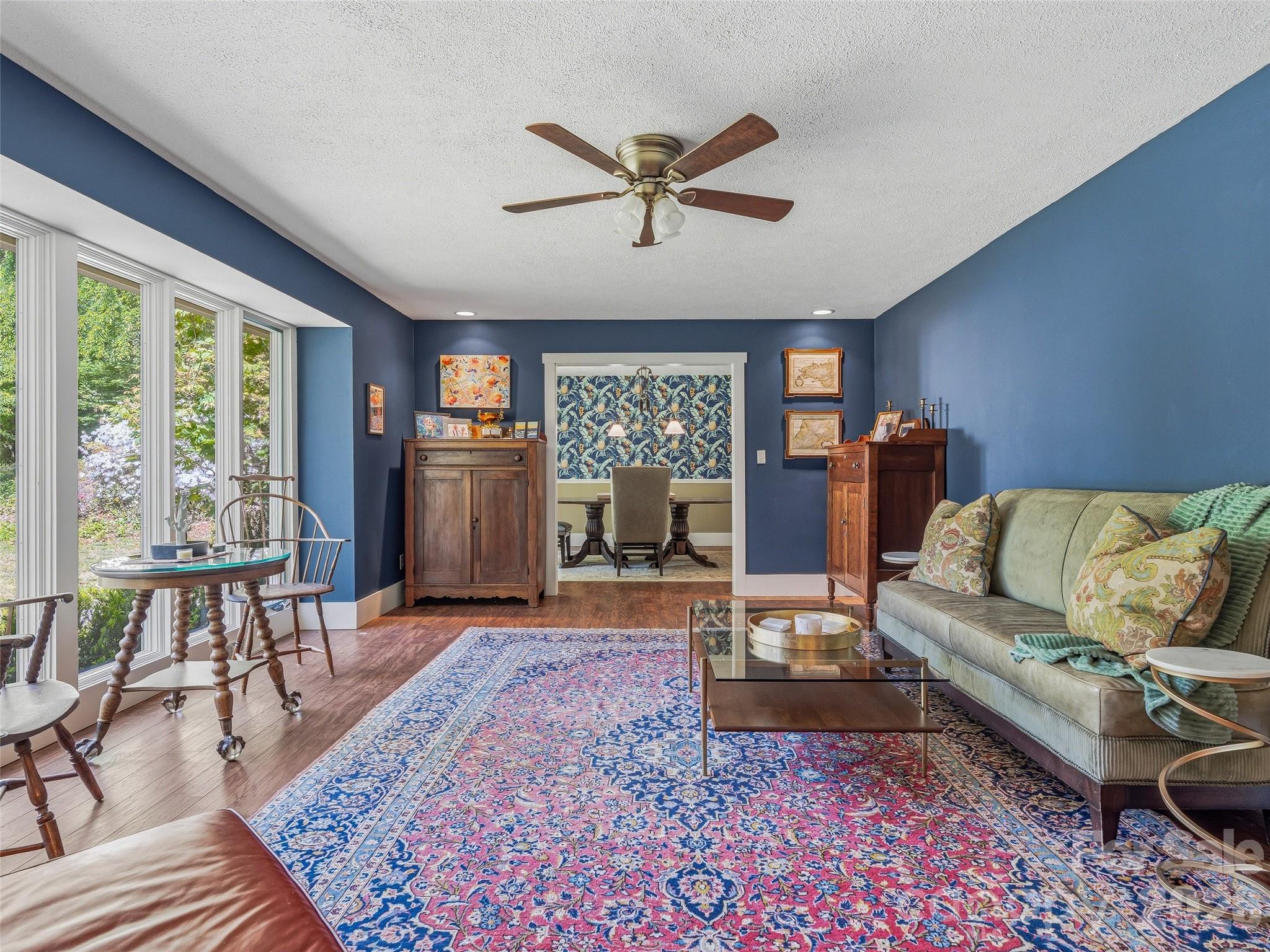 73 Redwood Street