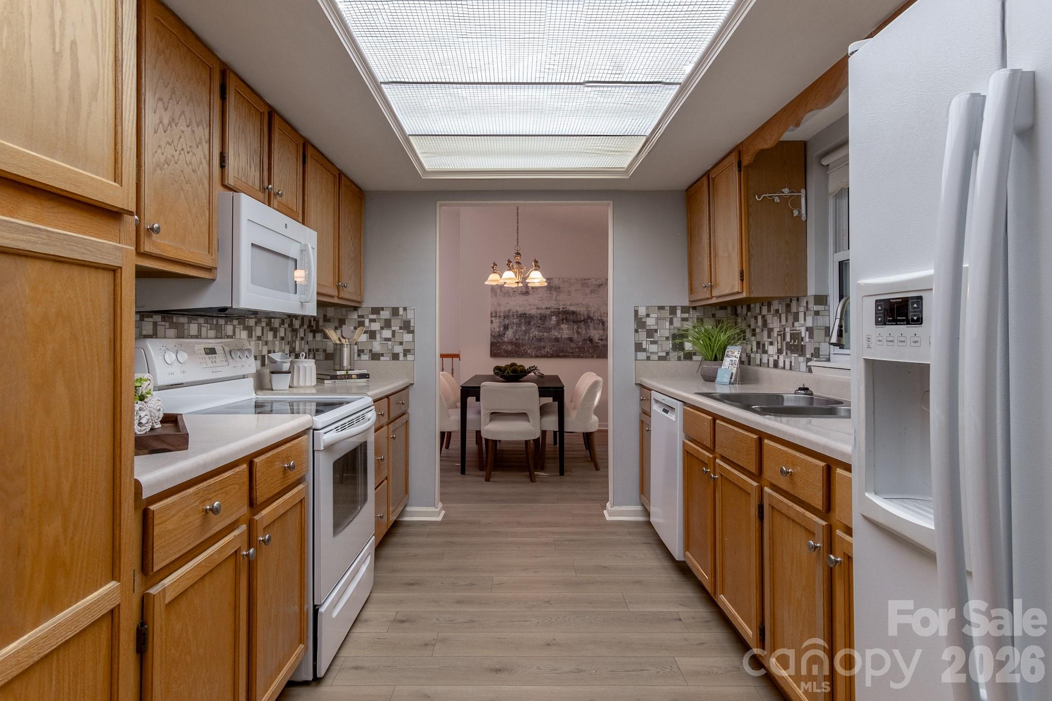304 Emerald Hills Drive Unit: 14