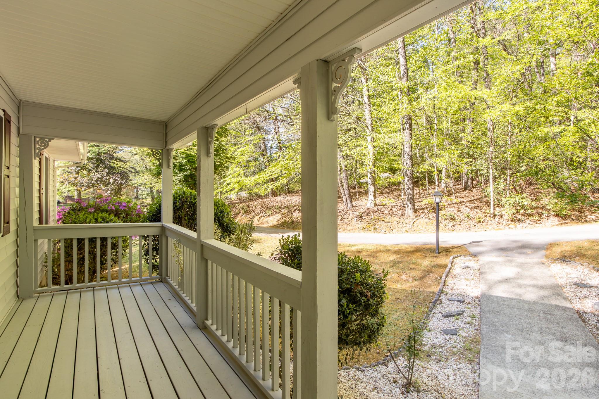 304 Emerald Hills Drive Unit: 14