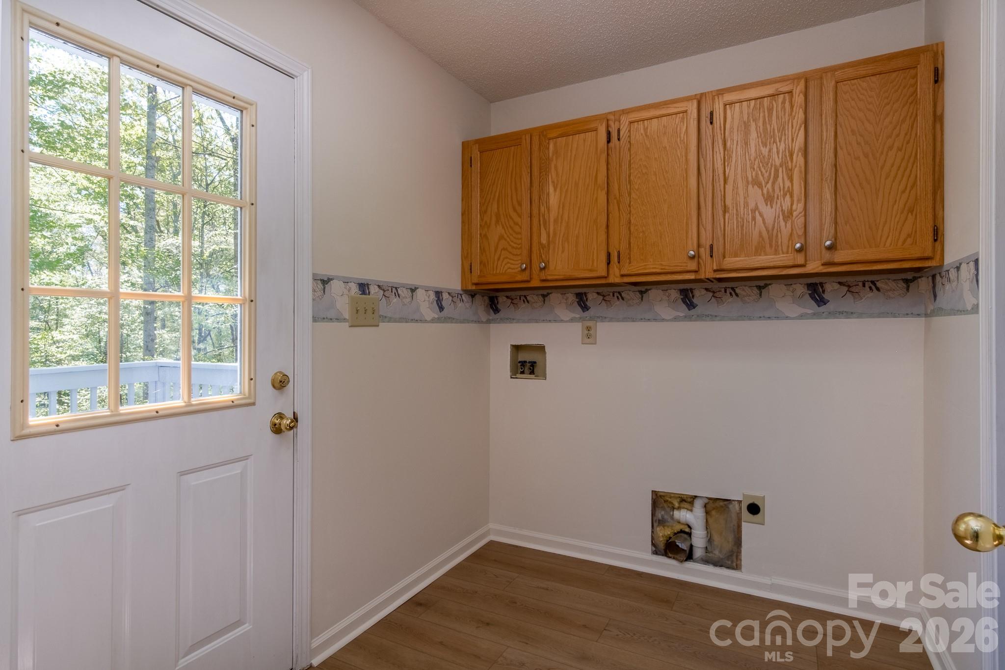 304 Emerald Hills Drive Unit: 14