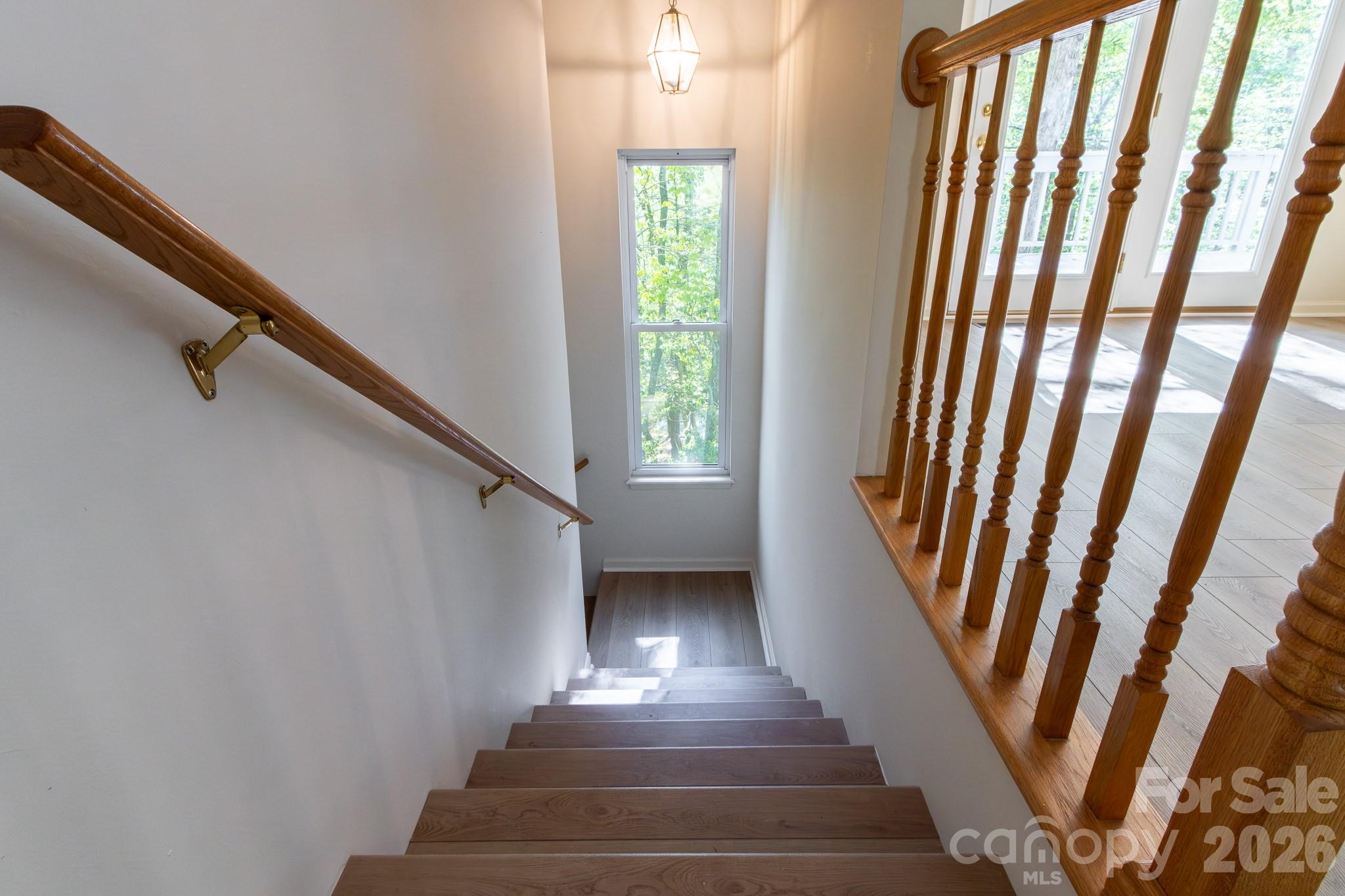 304 Emerald Hills Drive Unit: 14