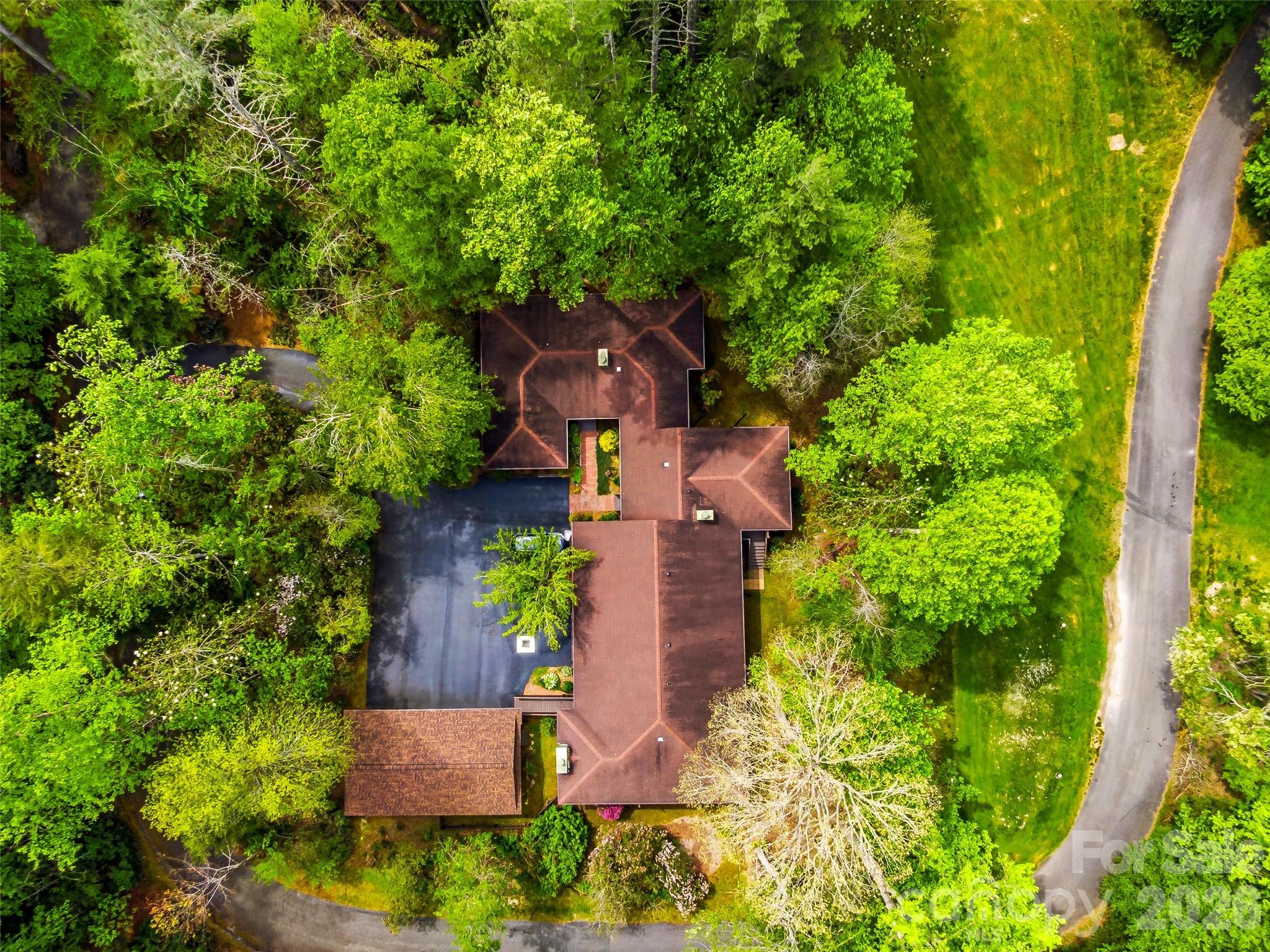348 Surrey Lane