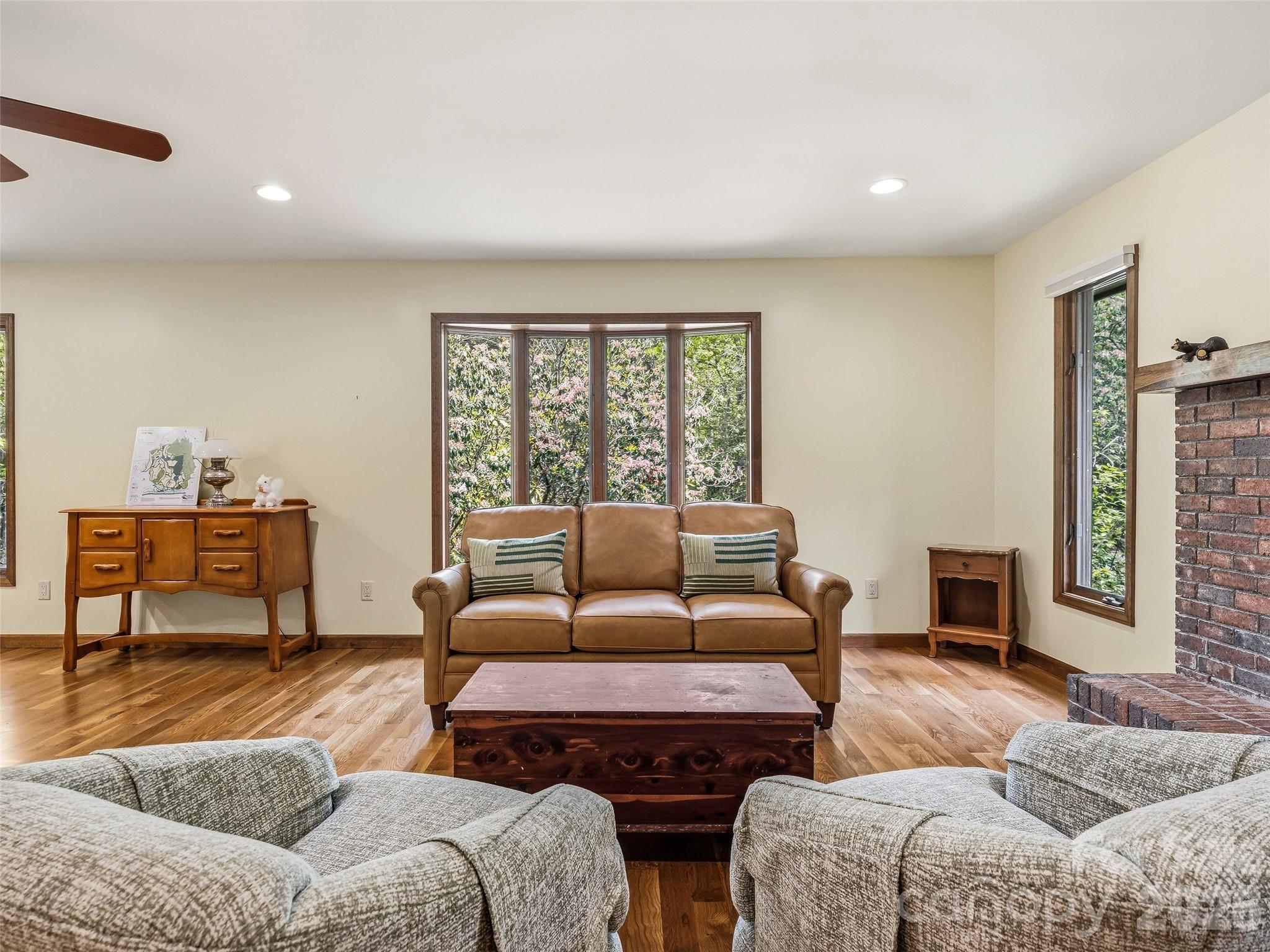 348 Surrey Lane