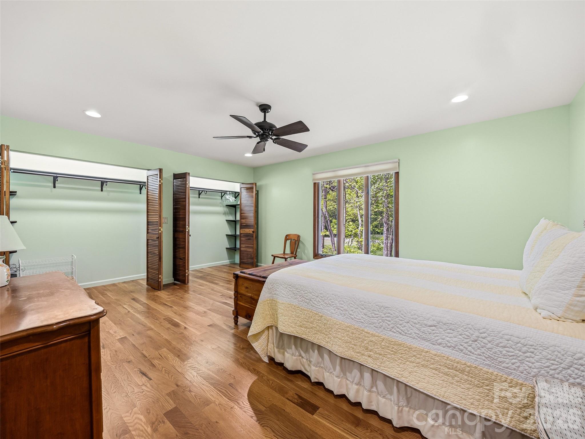 348 Surrey Lane