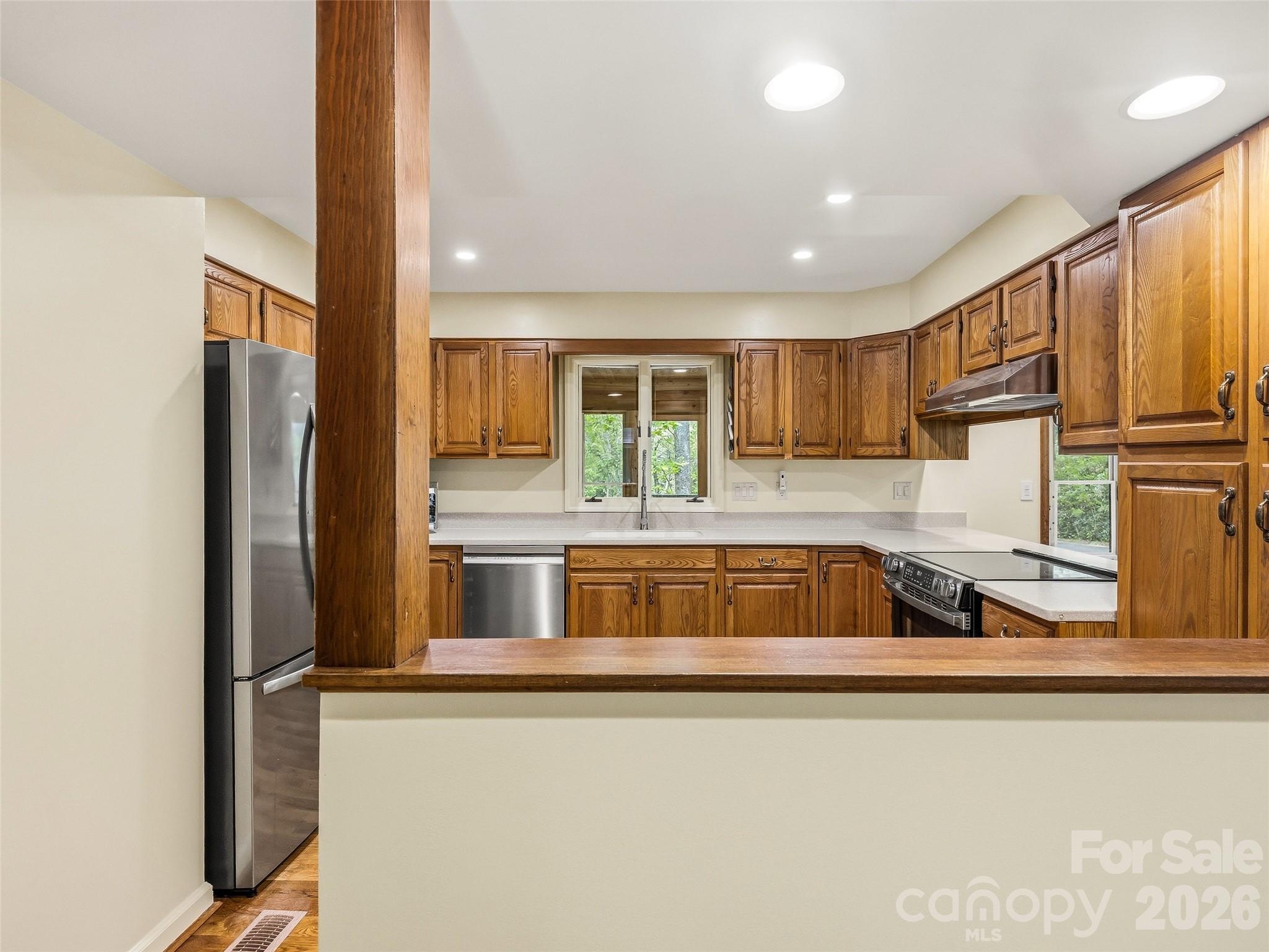 348 Surrey Lane