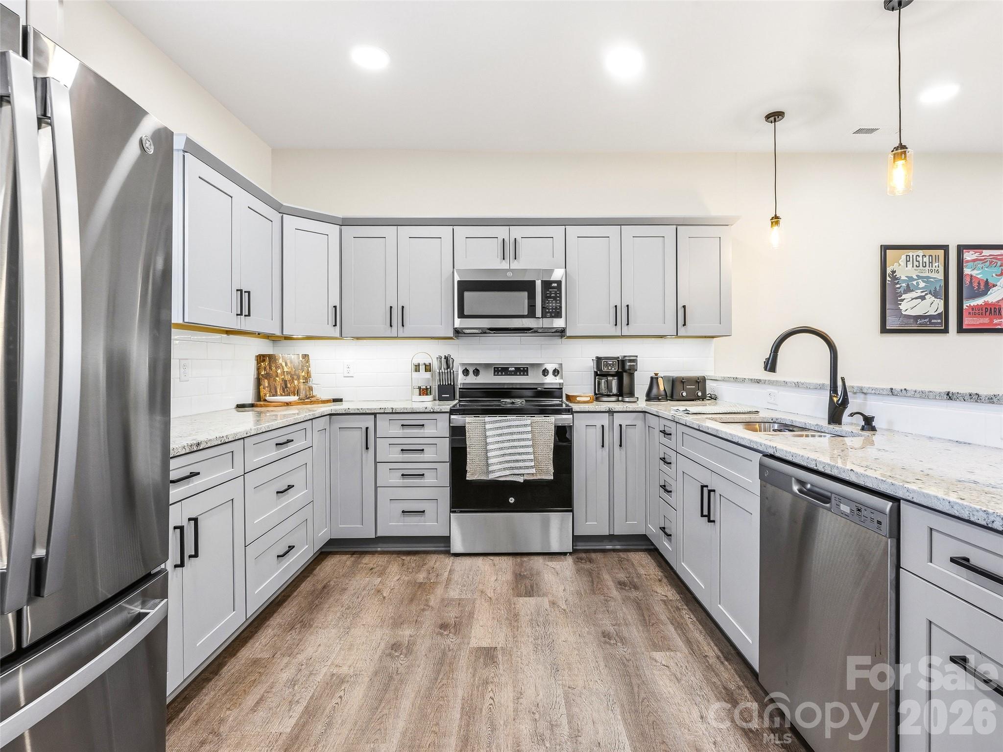 143 Carver Street Unit: 1