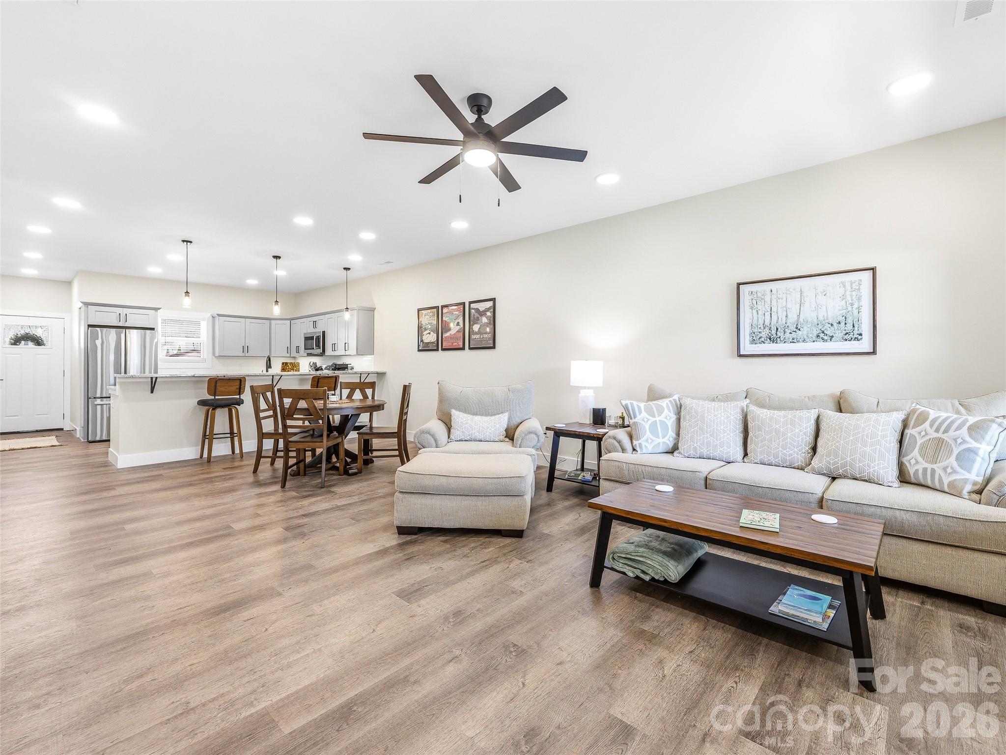143 Carver Street Unit: 1
