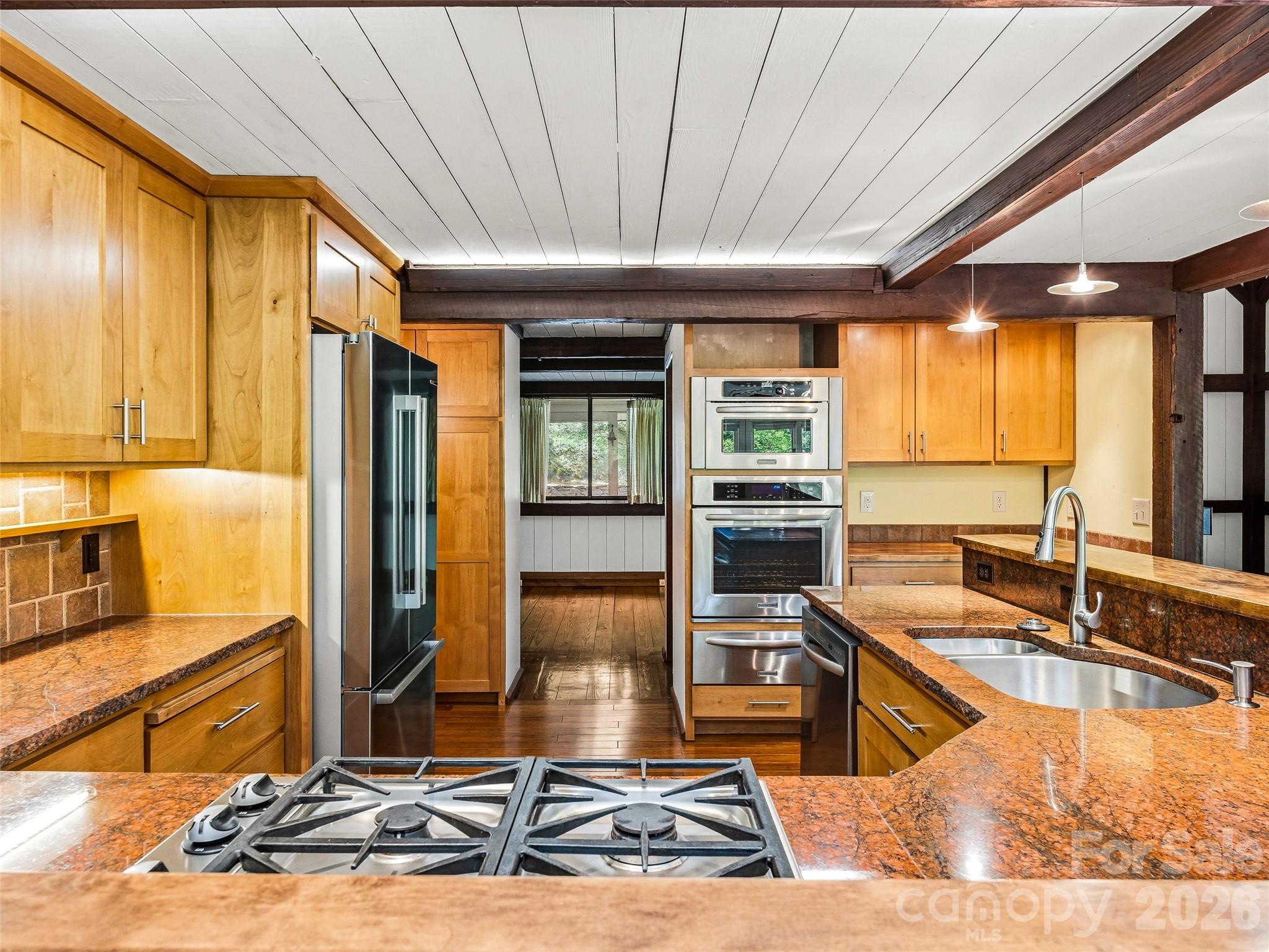 33 Southerland Road