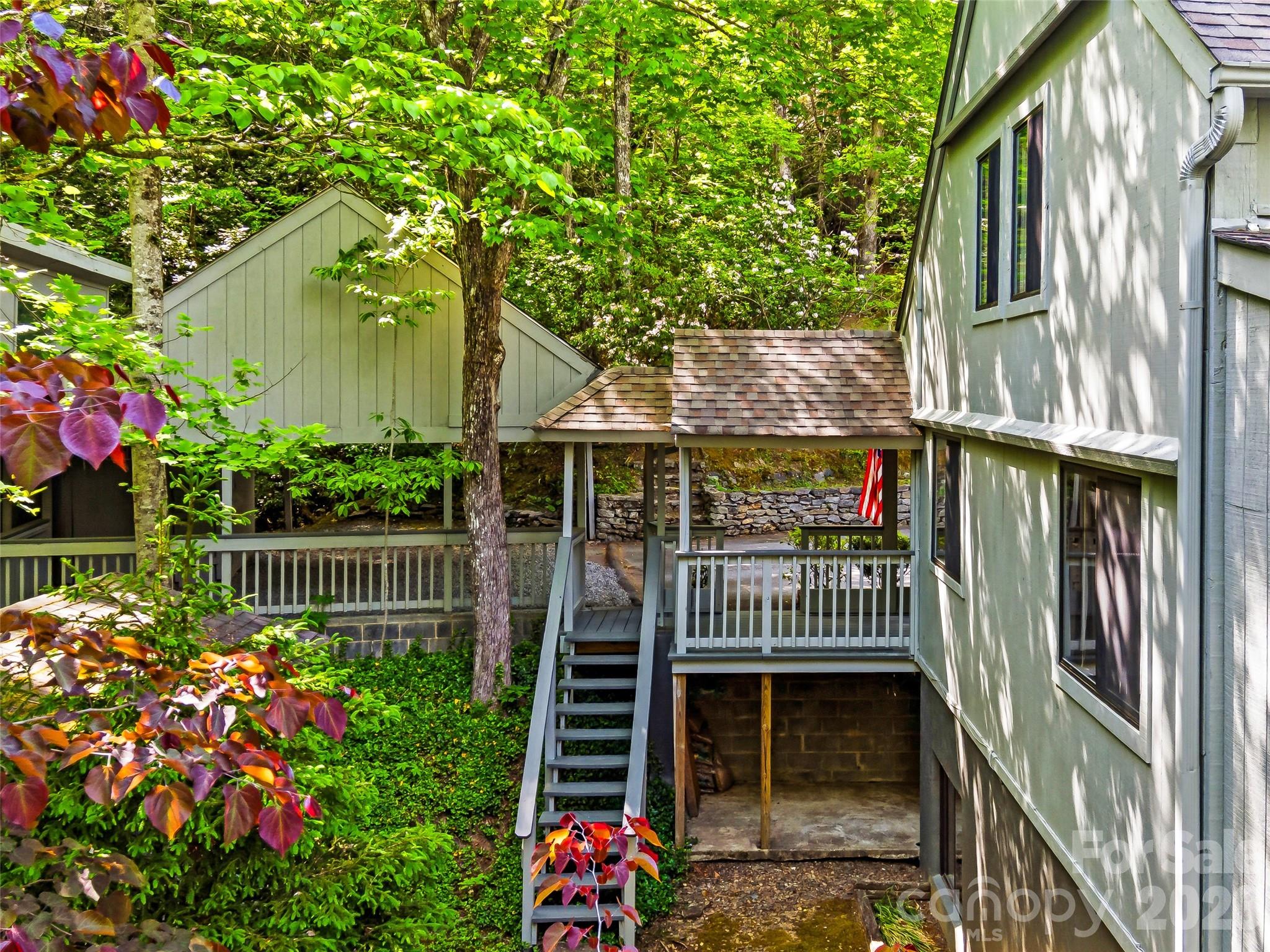 33 Southerland Road