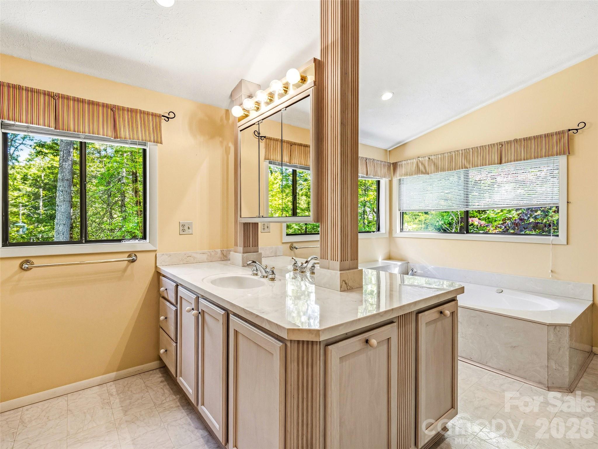 33 Southerland Road