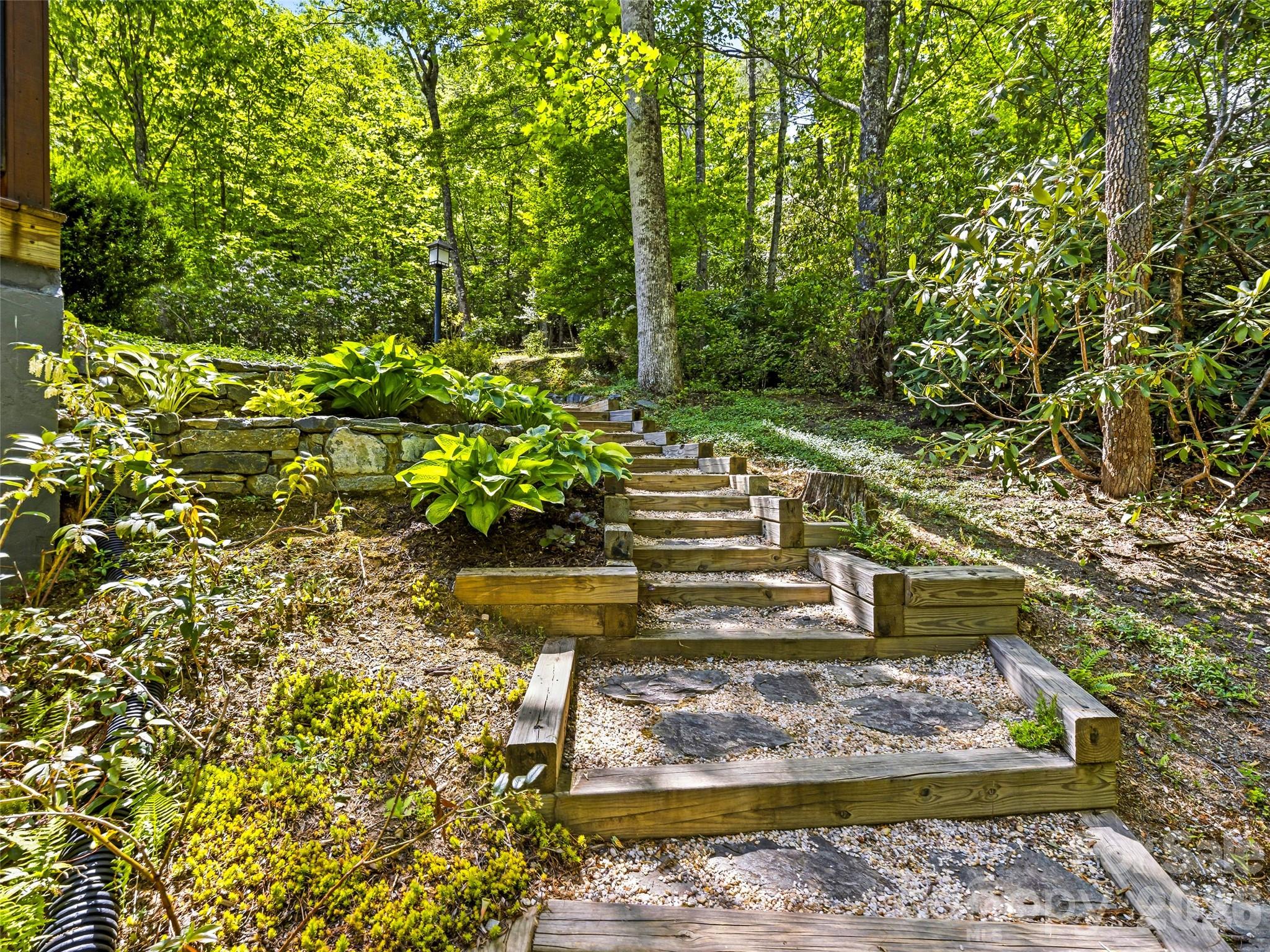 33 Southerland Road