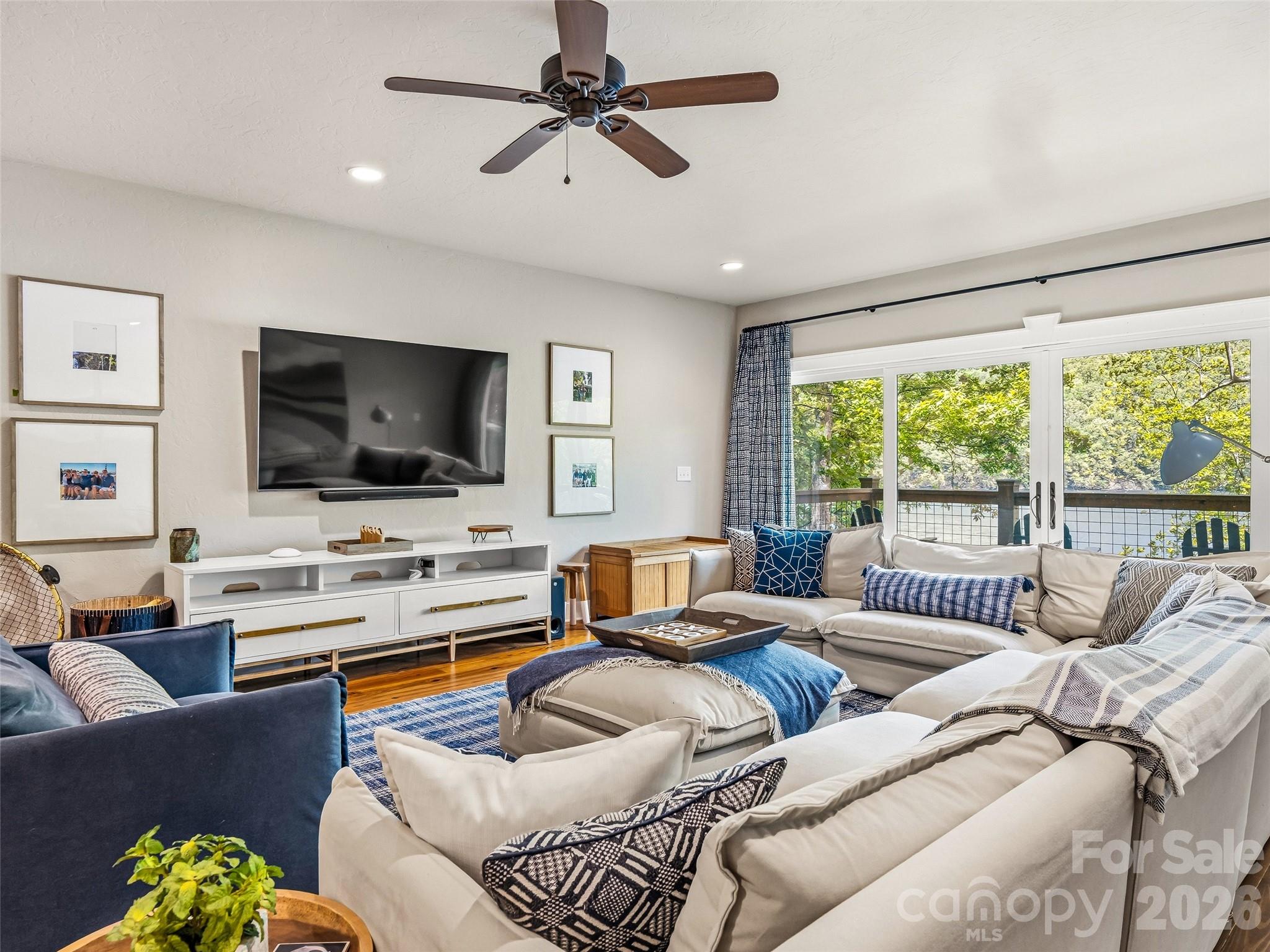 60 Shoreline Drive