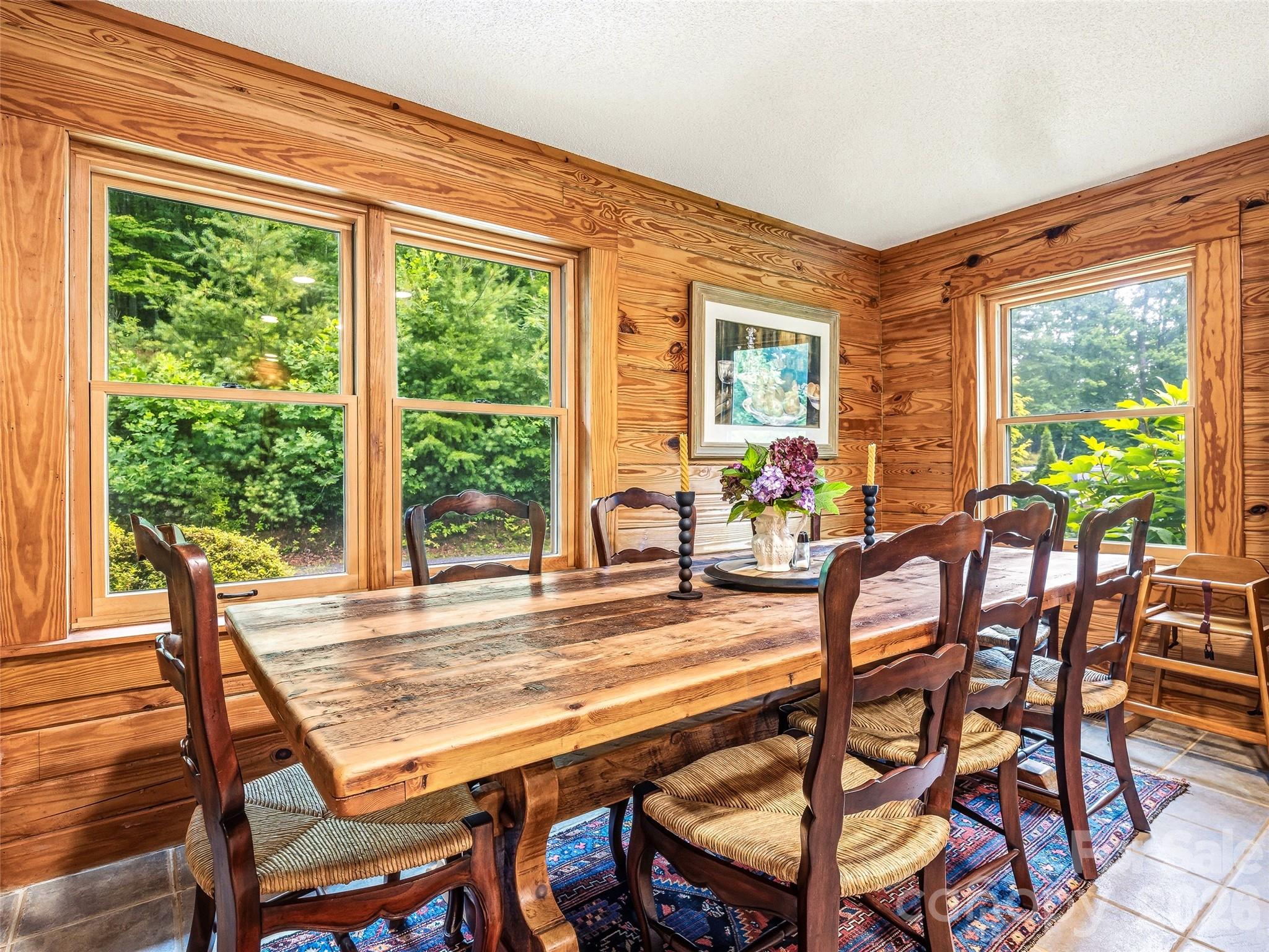280 Laurel Creek