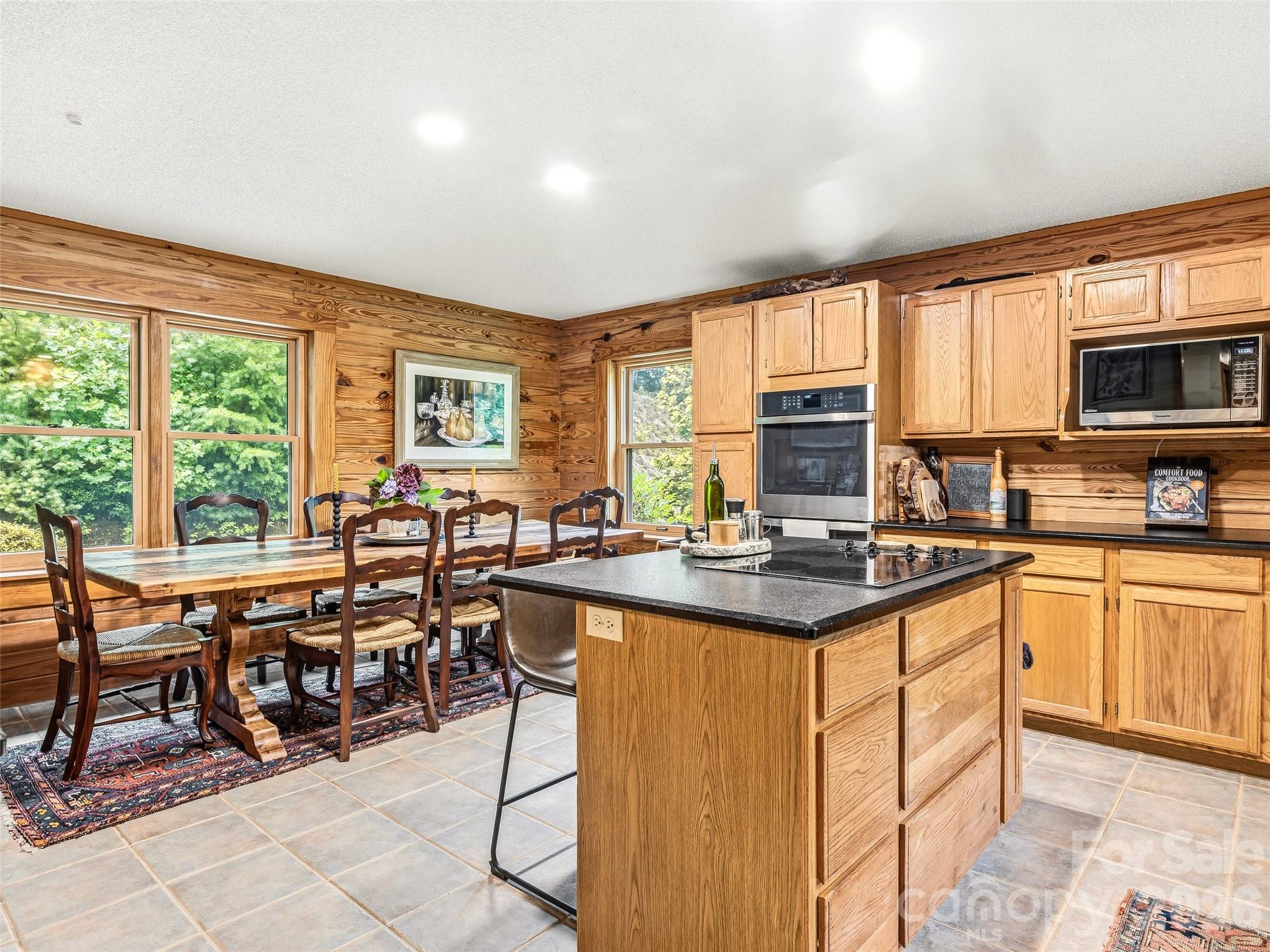 280 Laurel Creek
