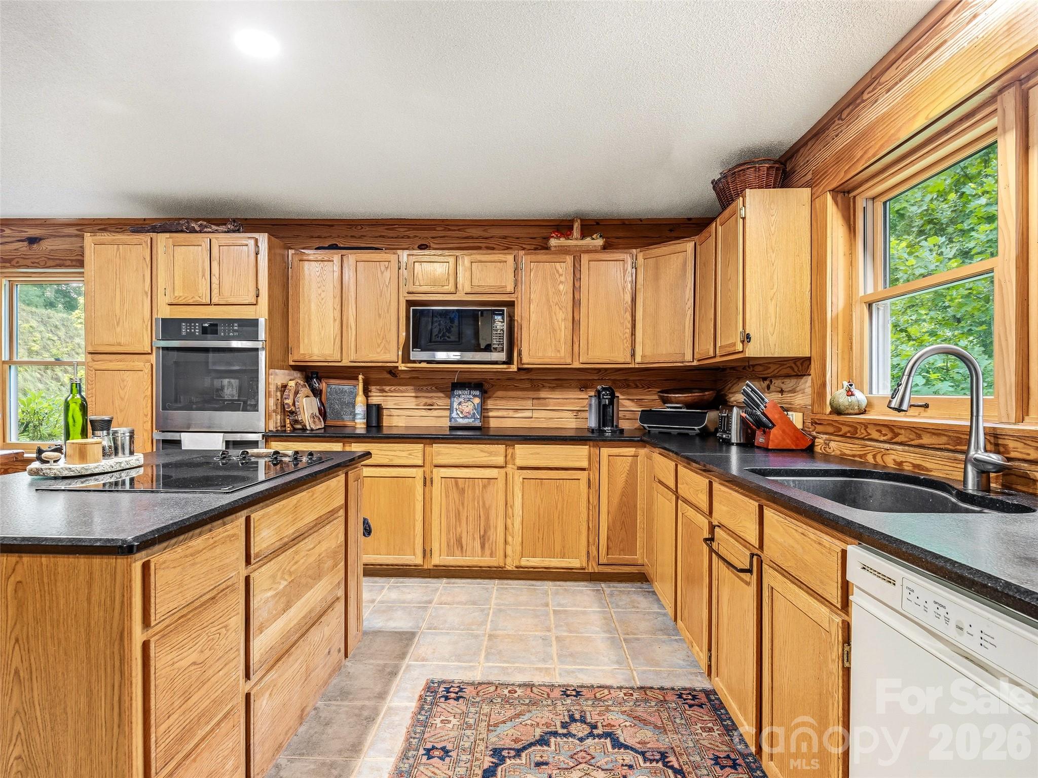 280 Laurel Creek