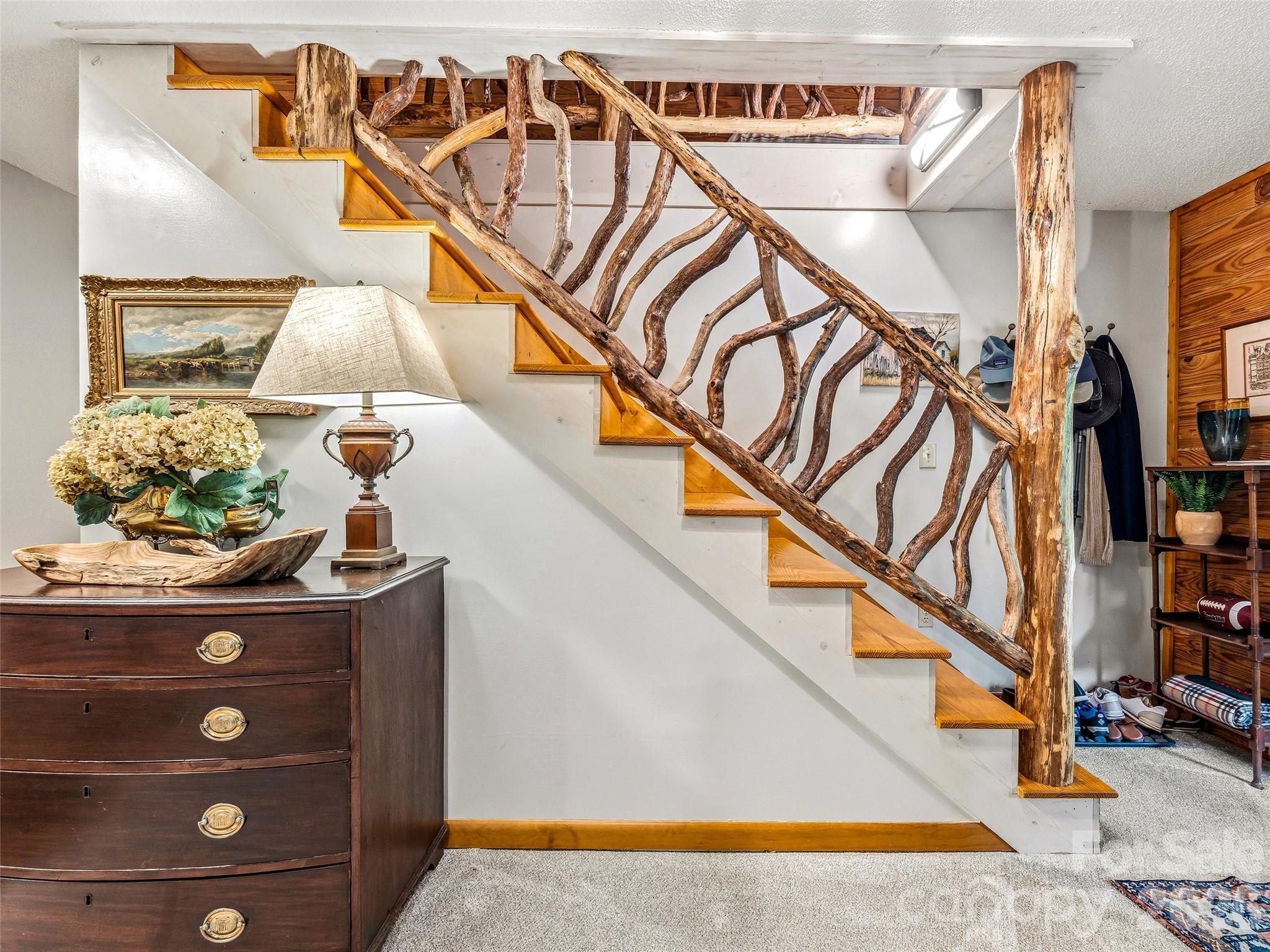 280 Laurel Creek