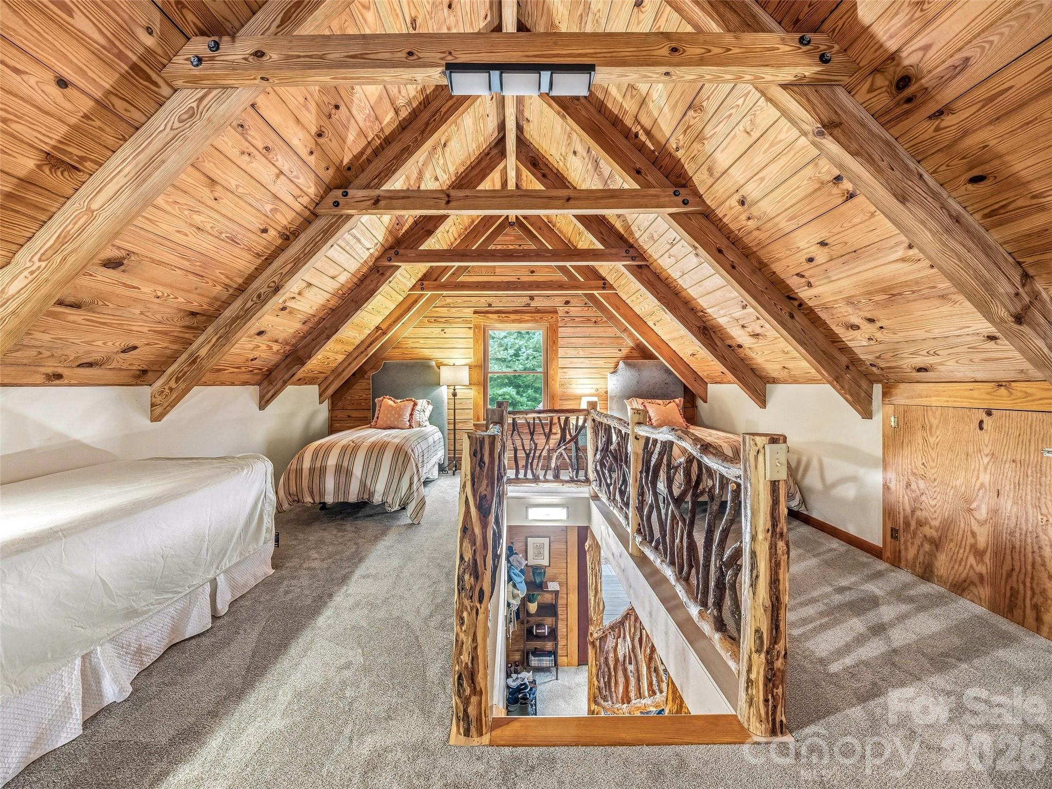 280 Laurel Creek