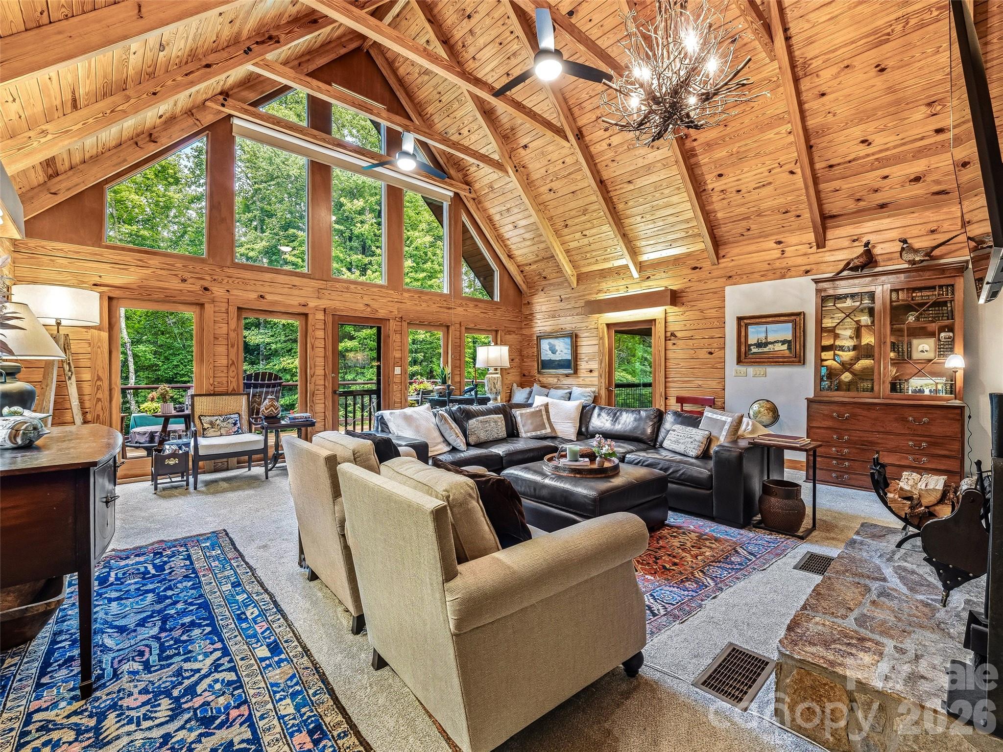 280 Laurel Creek