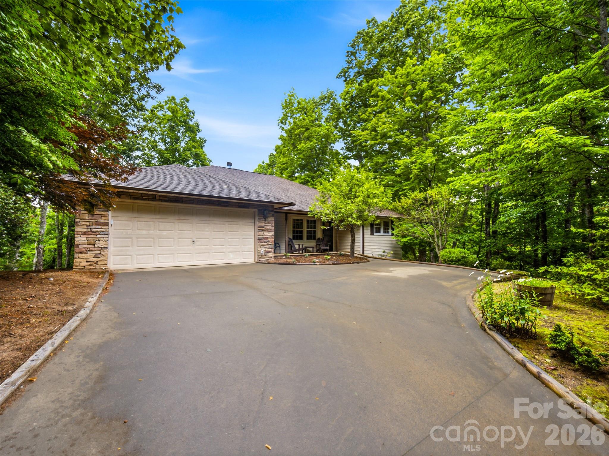 20 Adohi Court