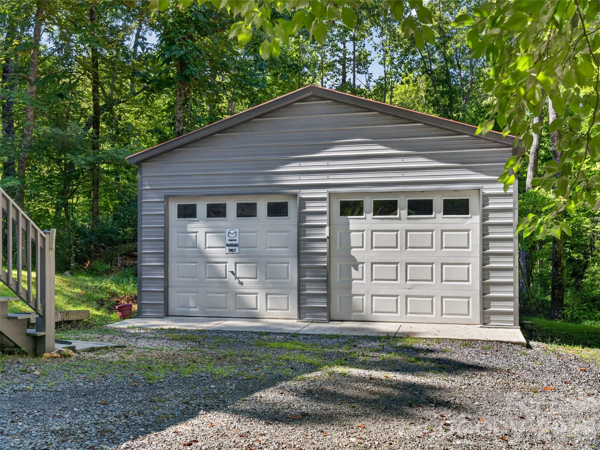 1900 Solomon Jones Road