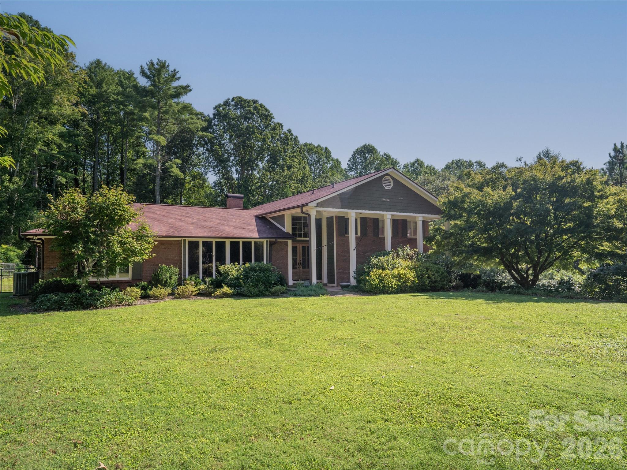 73 Redwood Street
